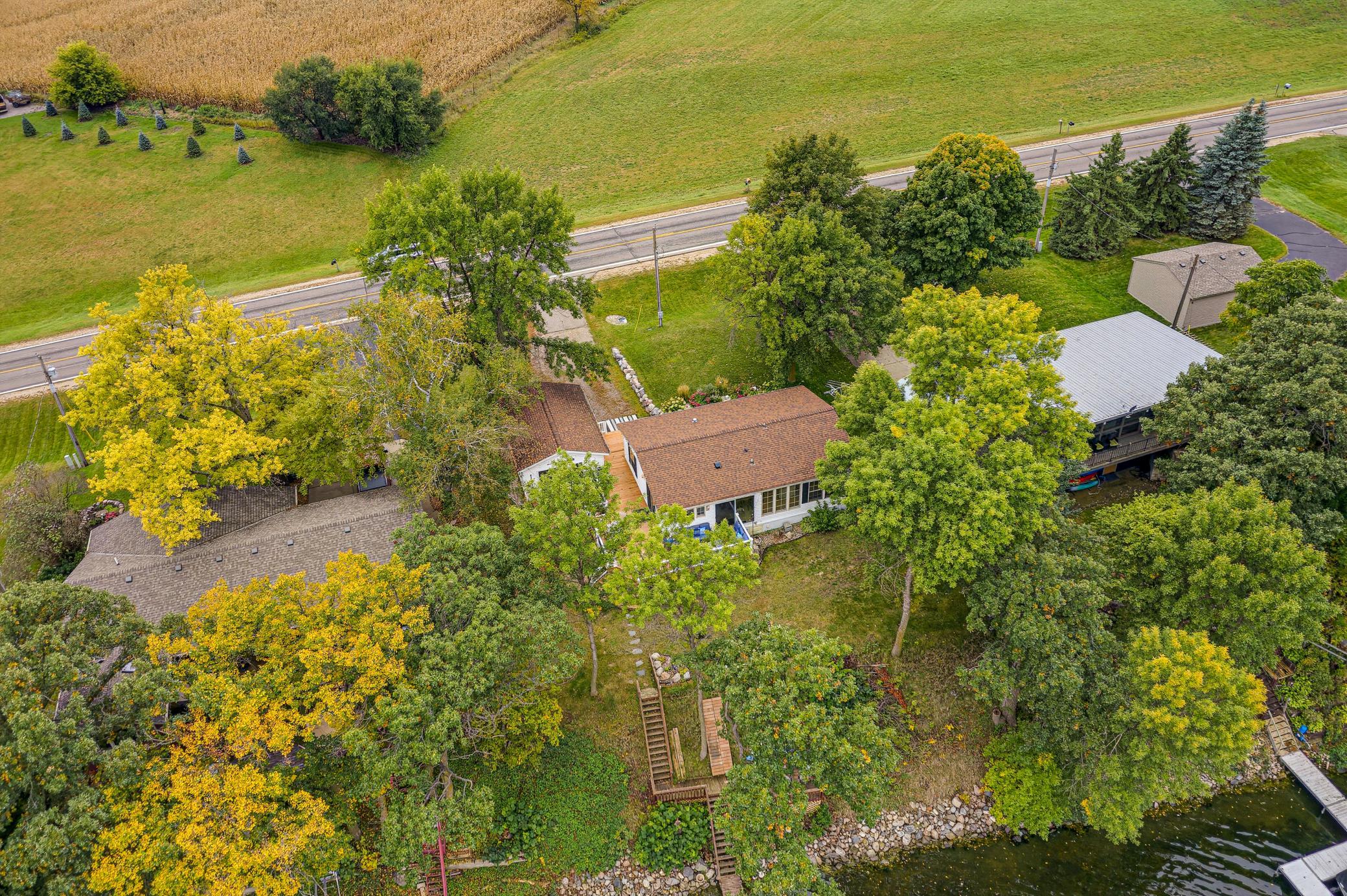 main property photo 28