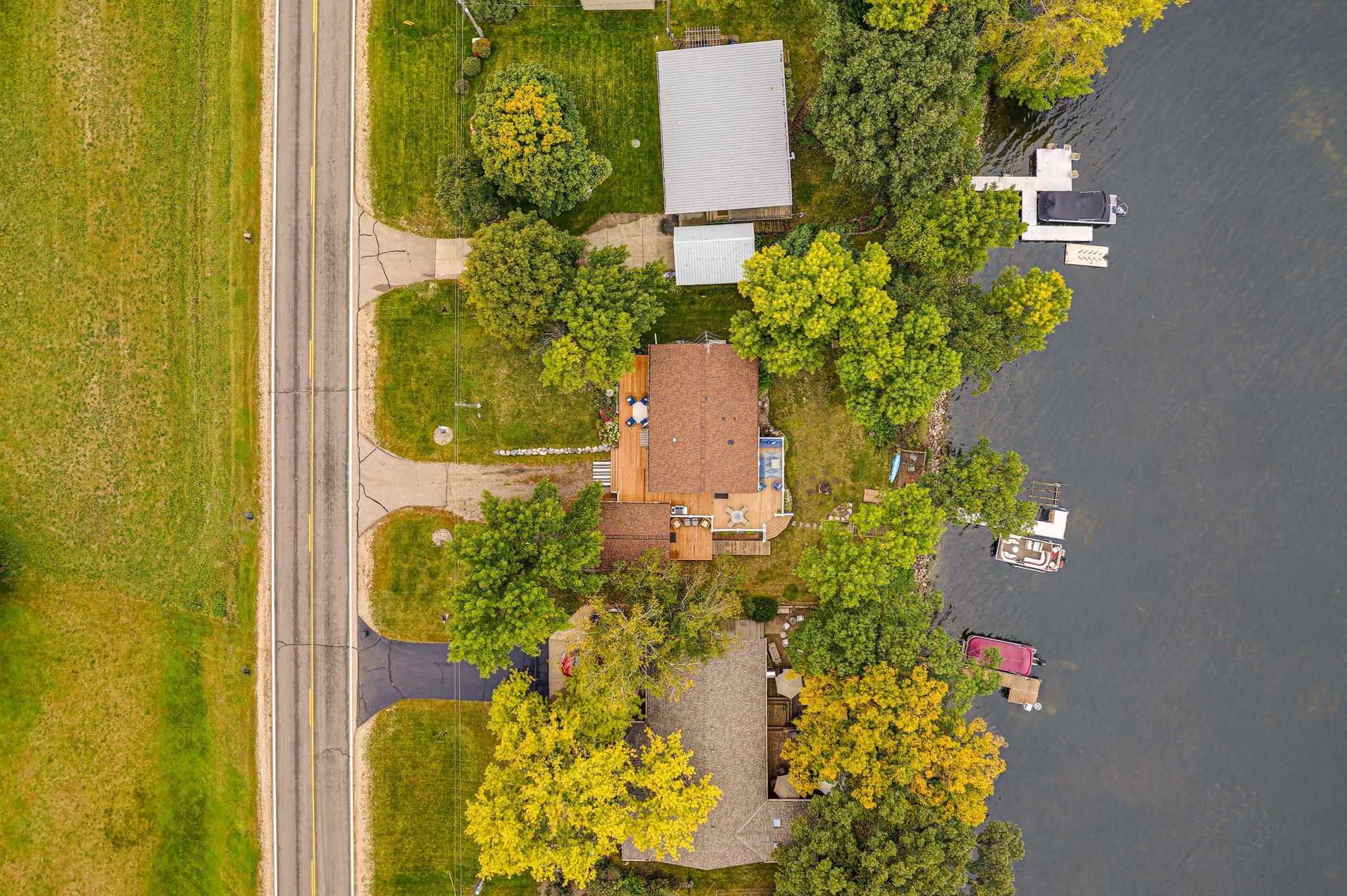 main property photo 31