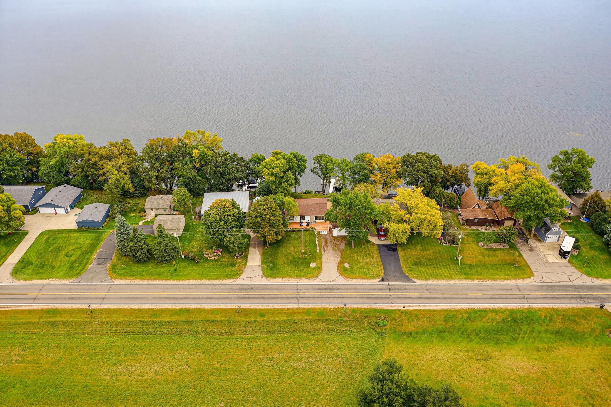 main property photo 32