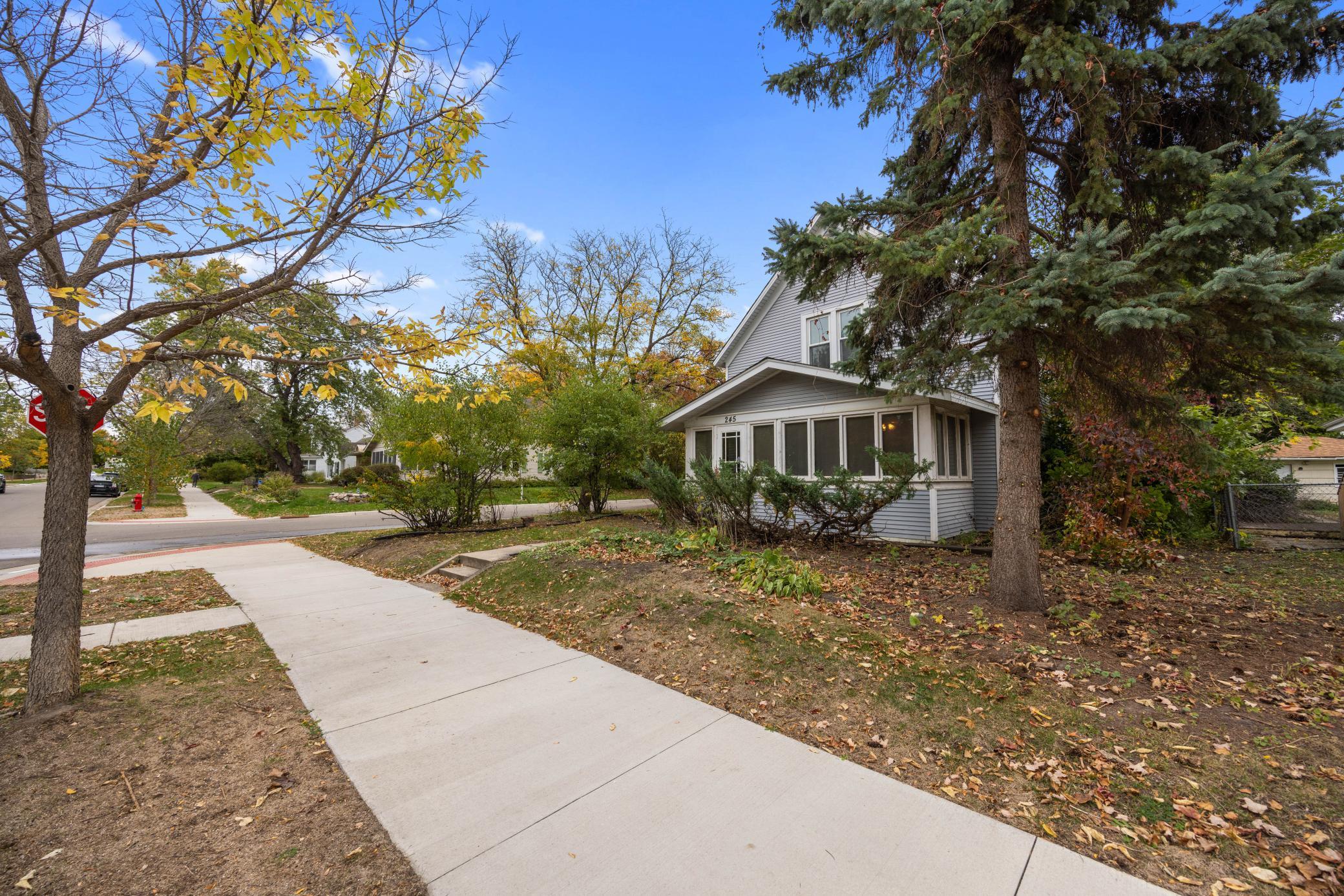 main property photo 31