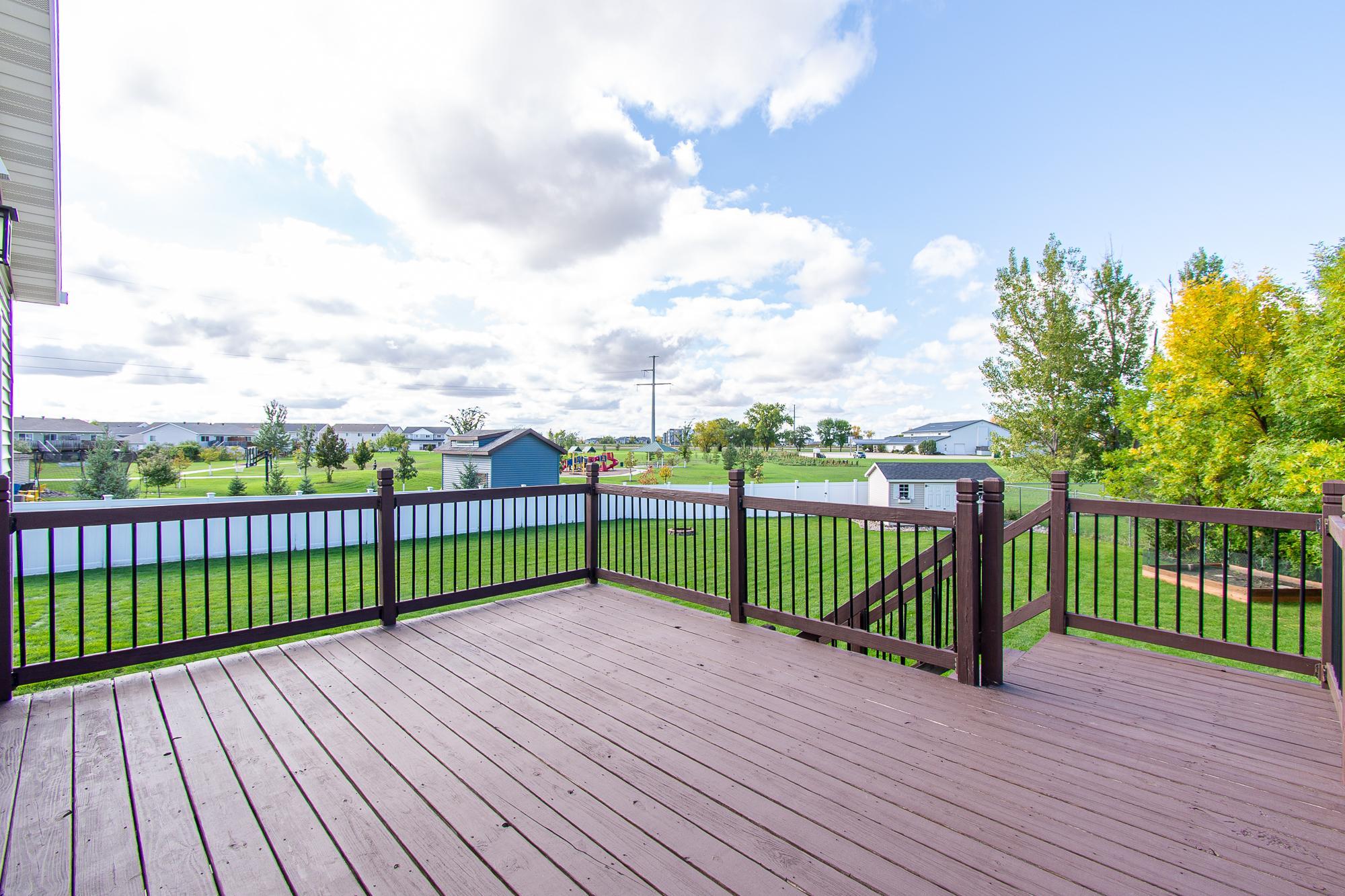 main property photo 40