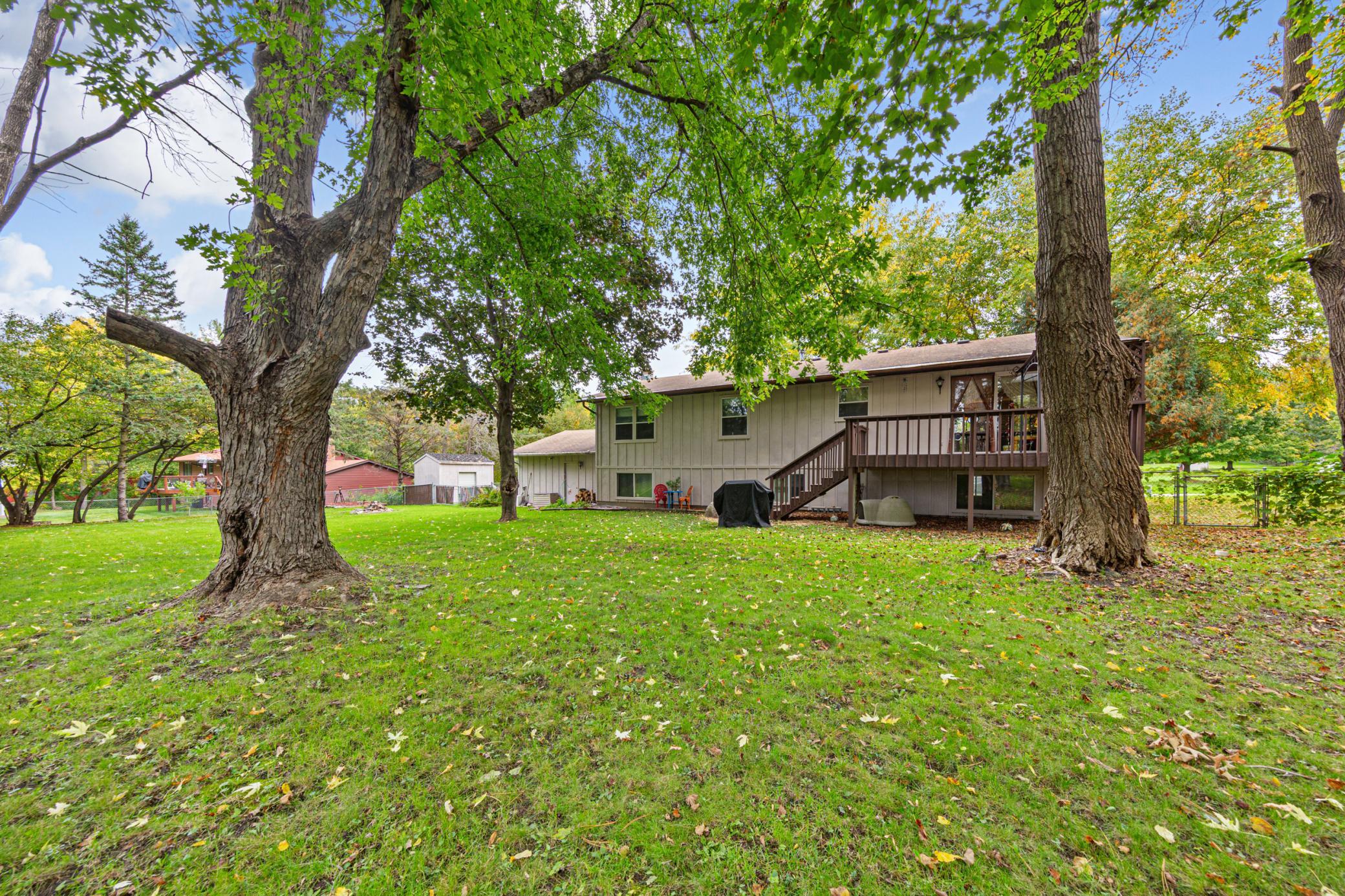 main property photo 13