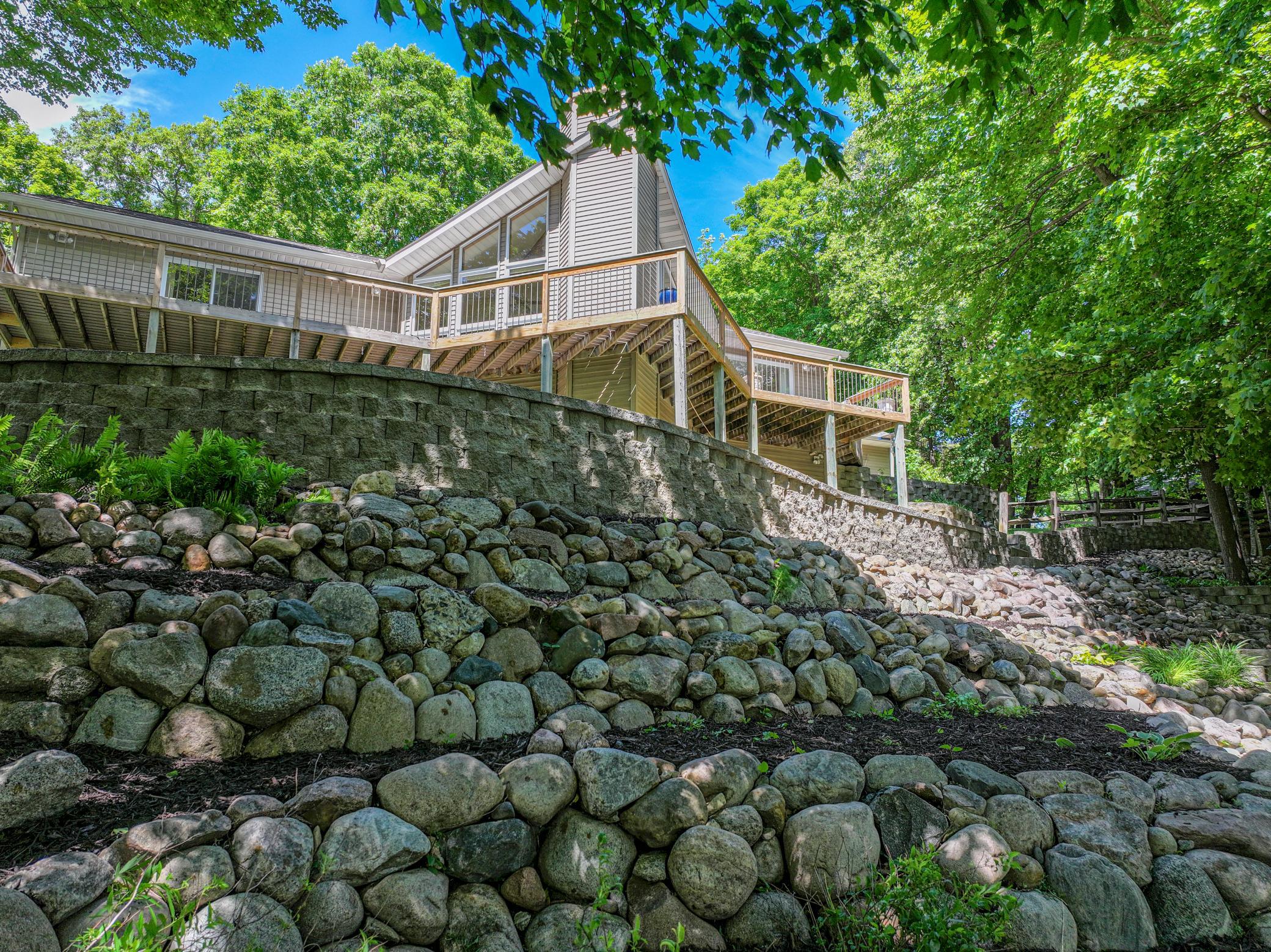 main property photo 75