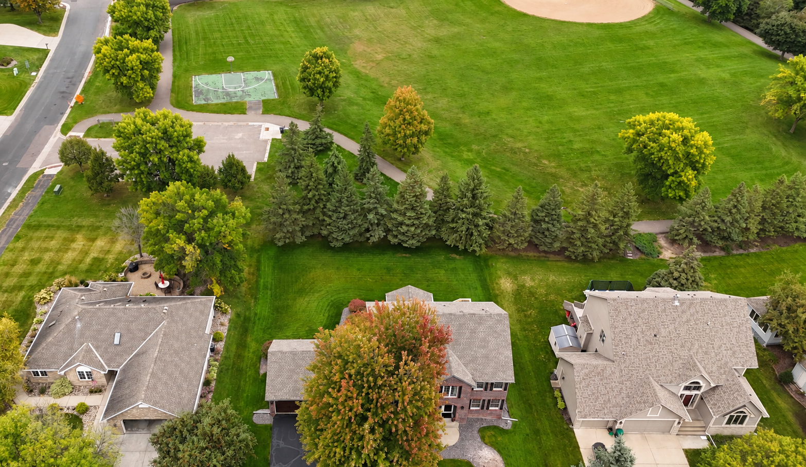 main property photo 40