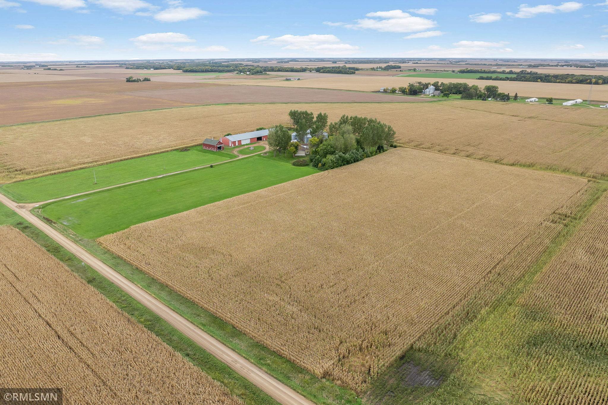 main property photo 14