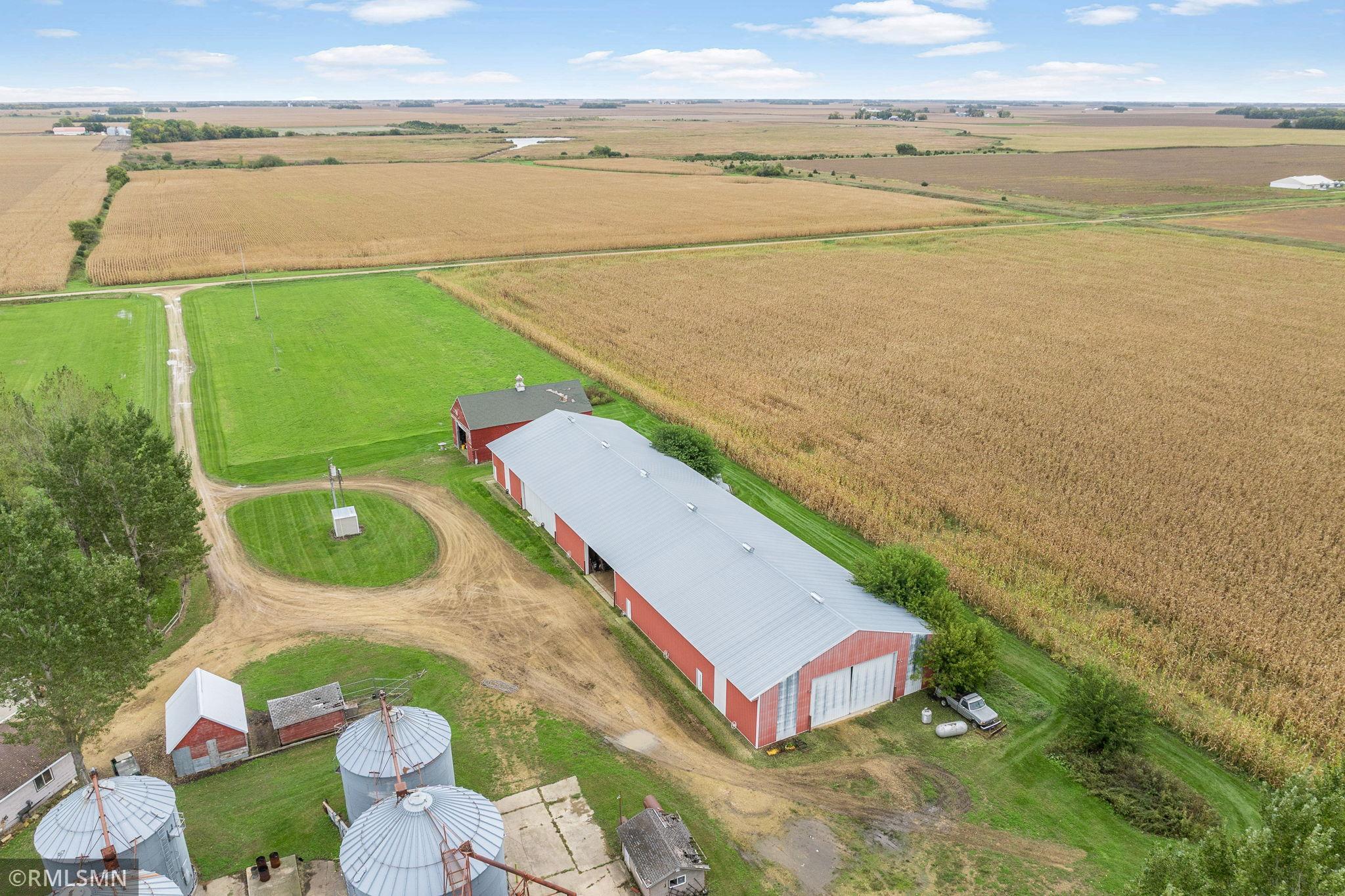 main property photo 5