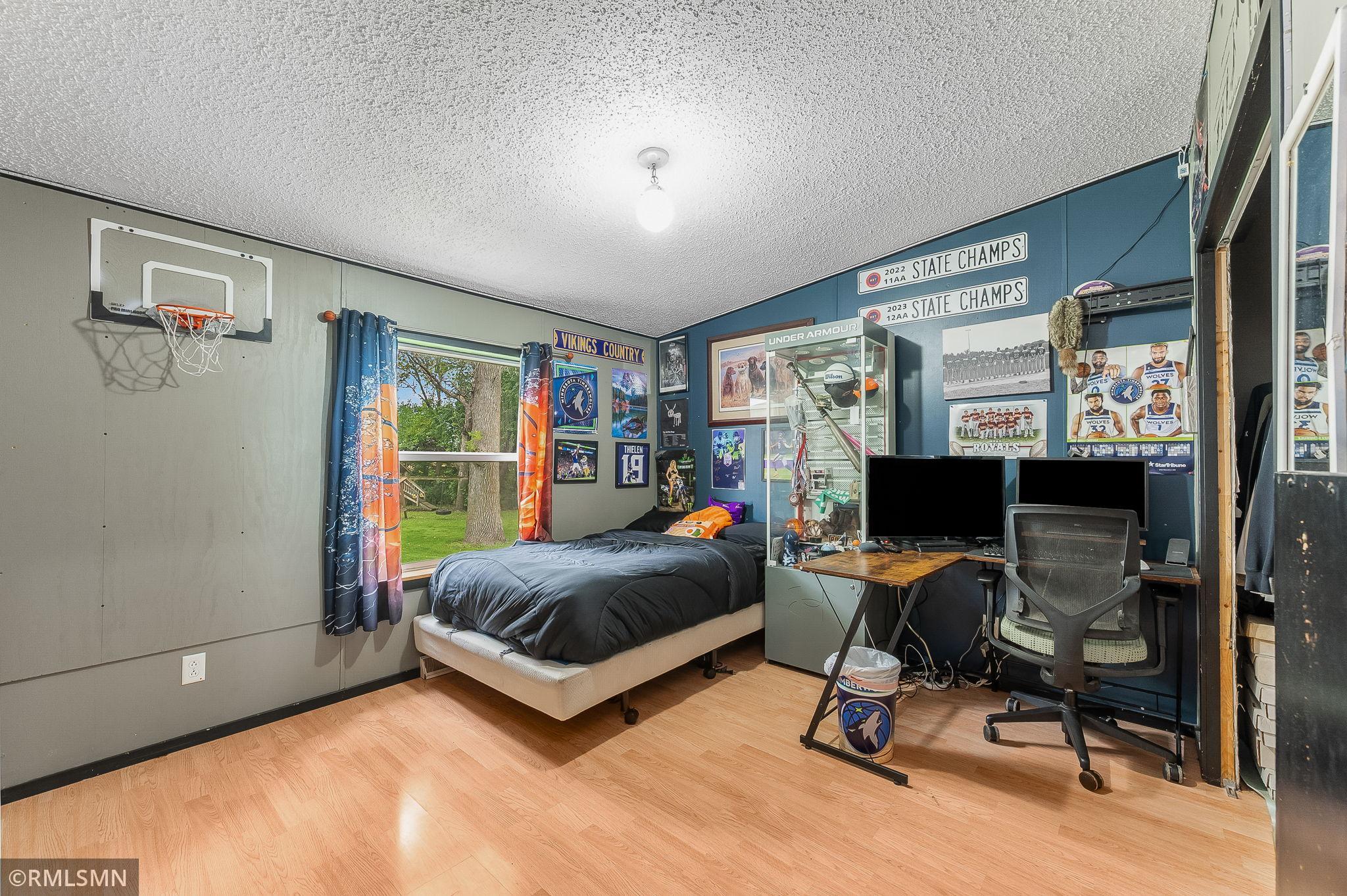 main property photo 60