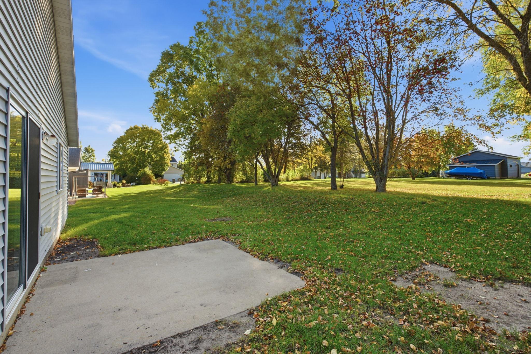 main property photo 36