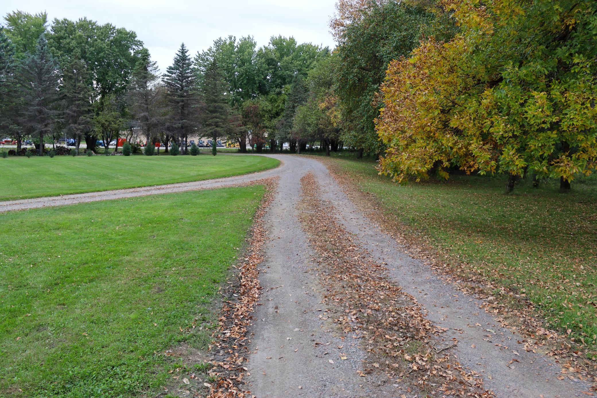 main property photo 37