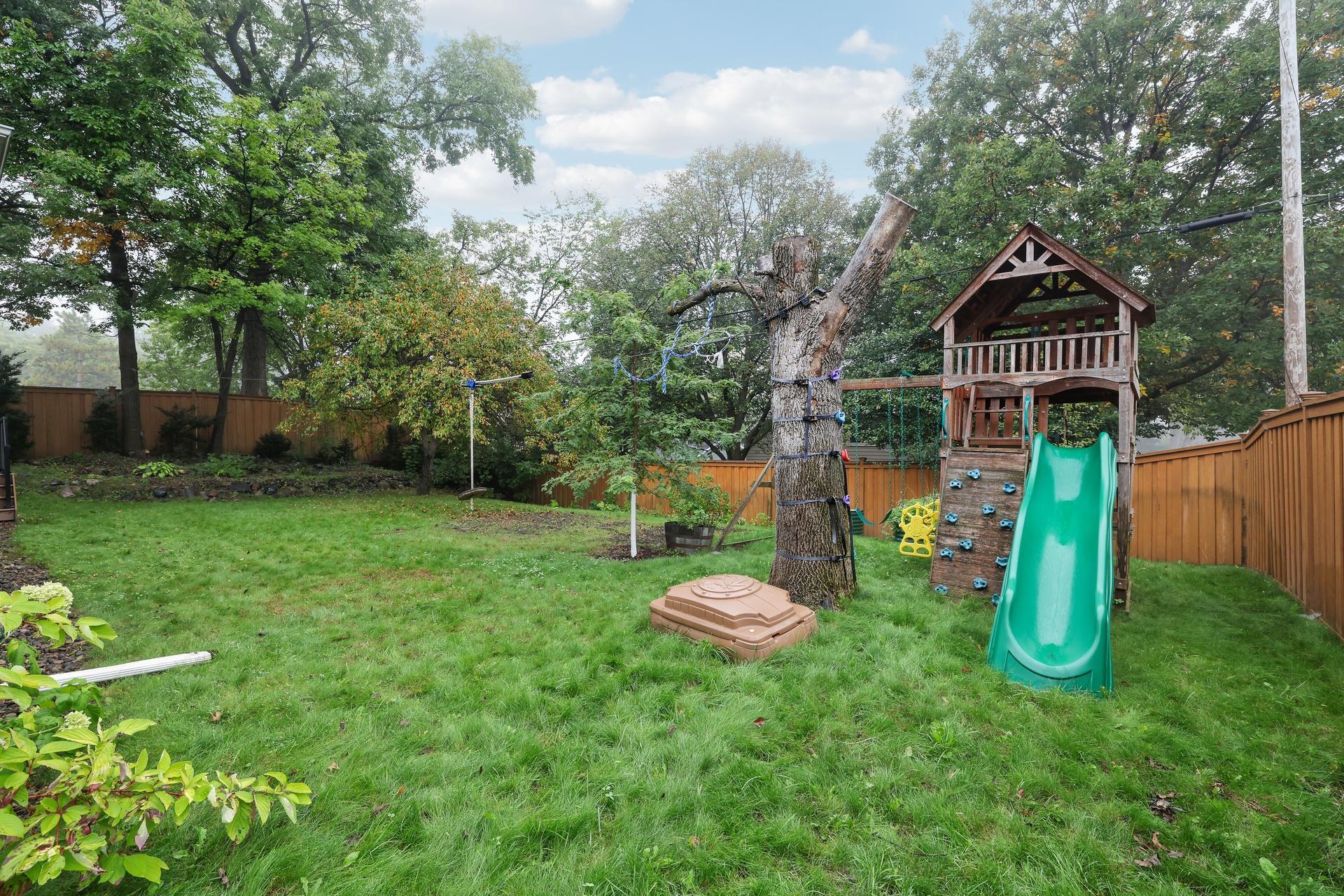 main property photo 60