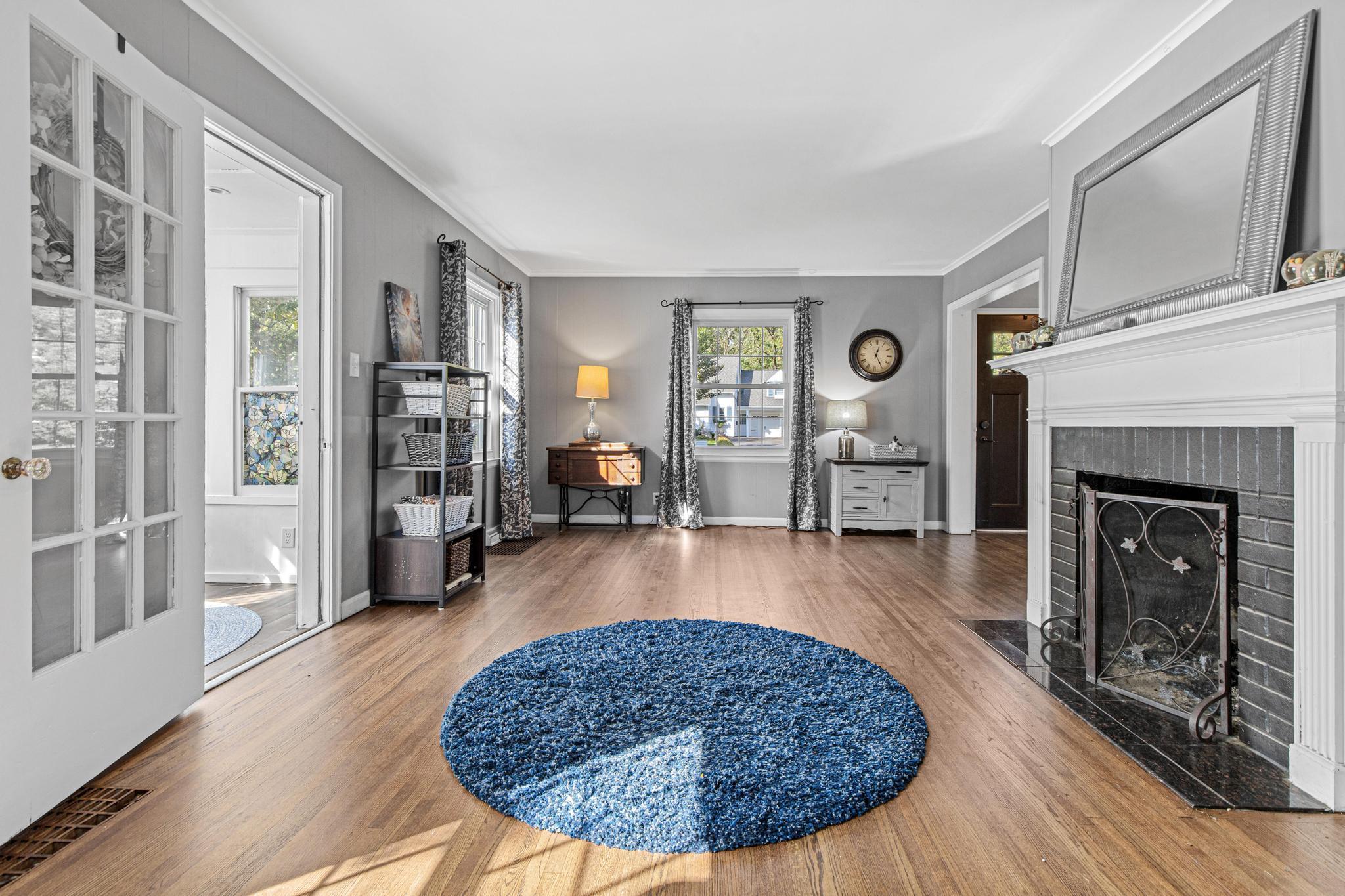 main property photo 8