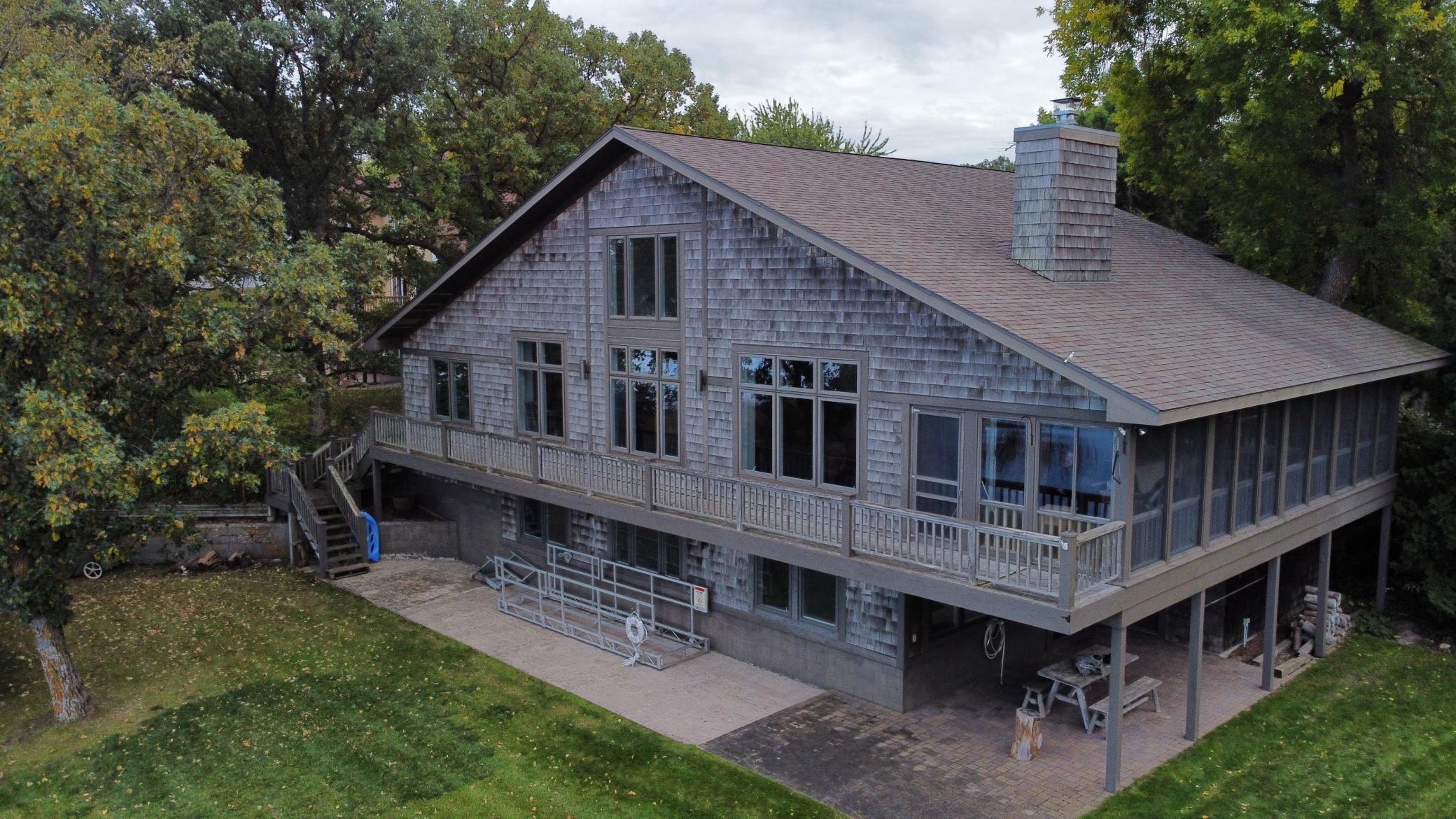 main property photo 90