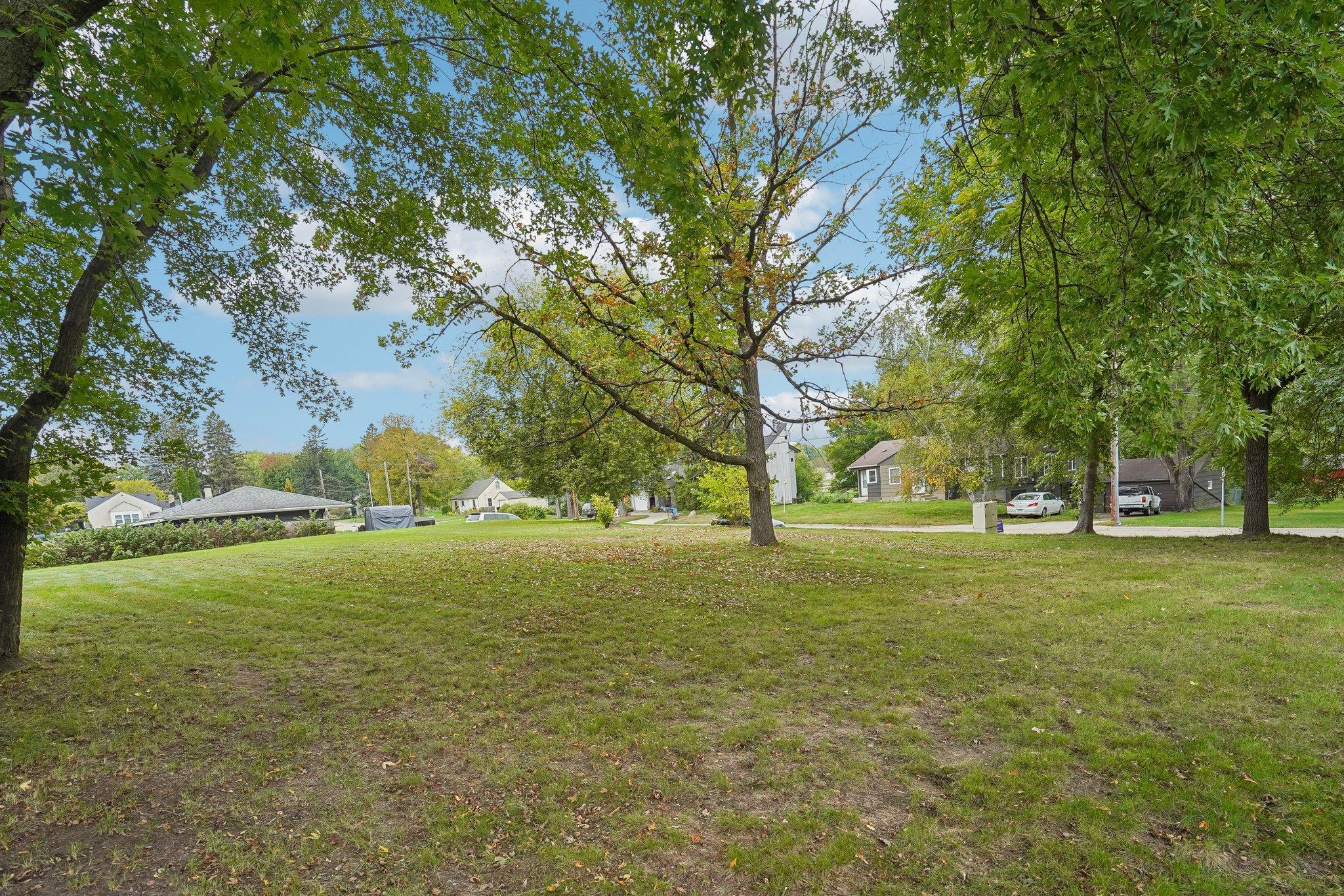 main property photo 35