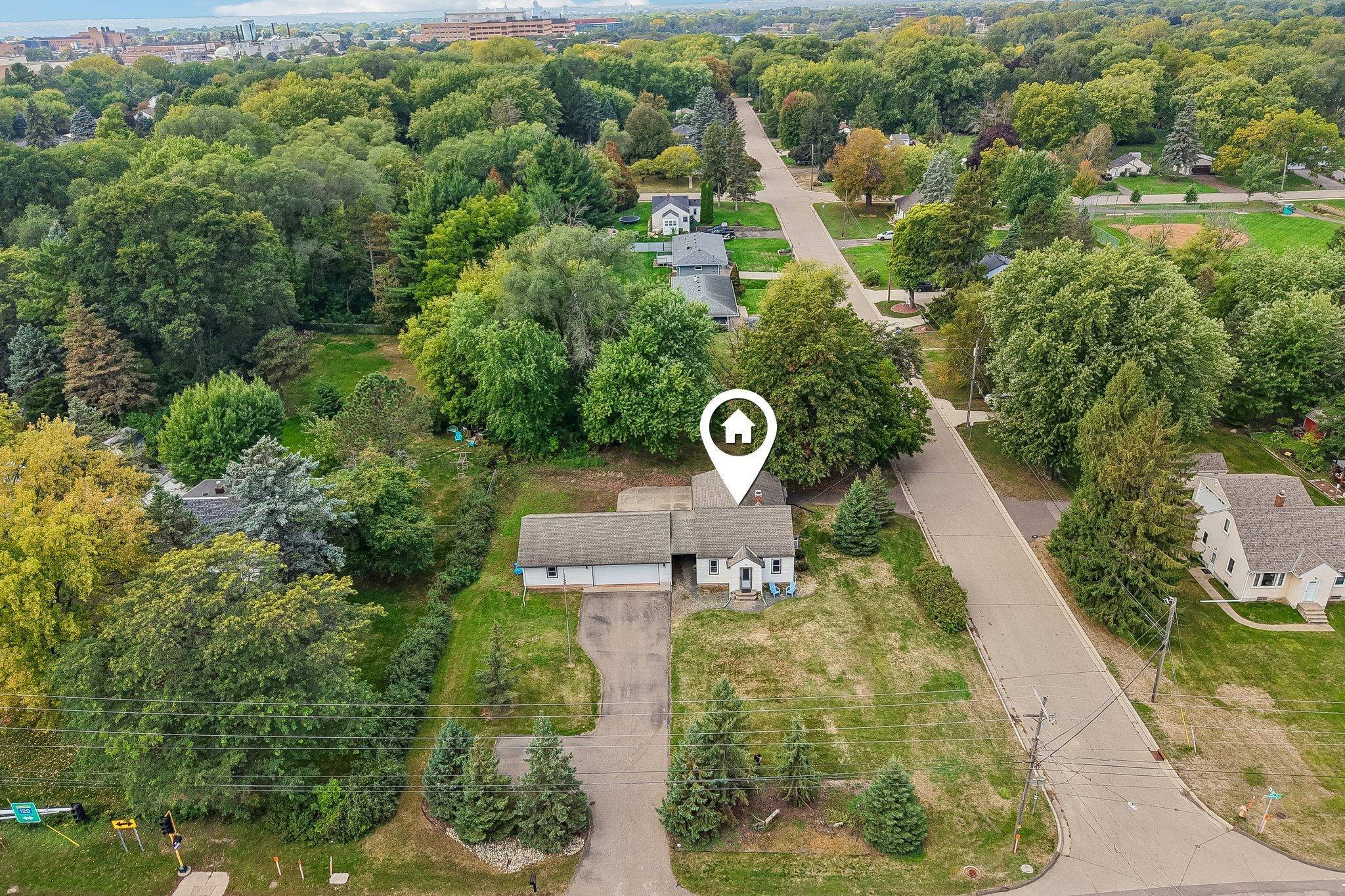 main property photo 41