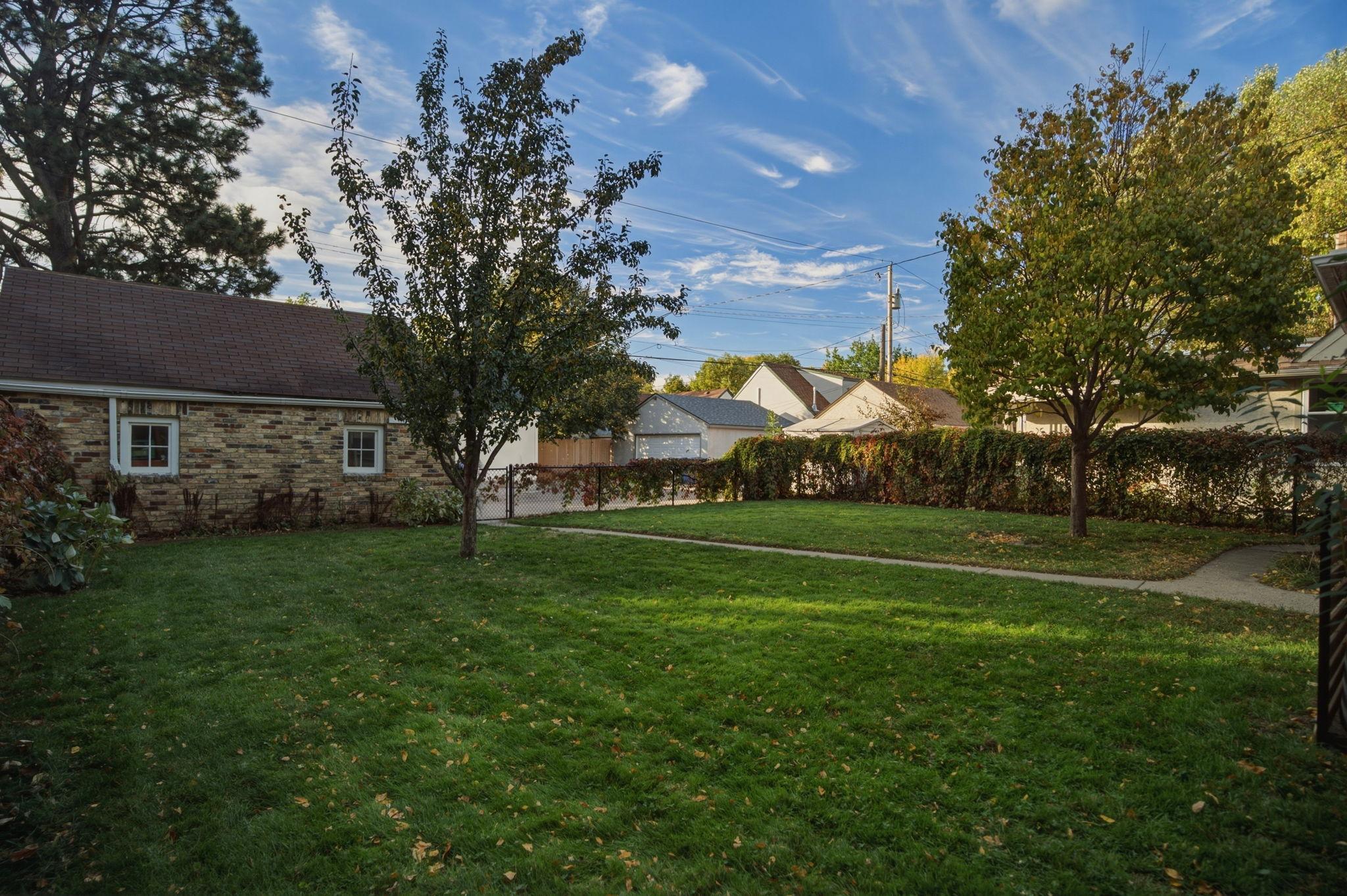 main property photo 45