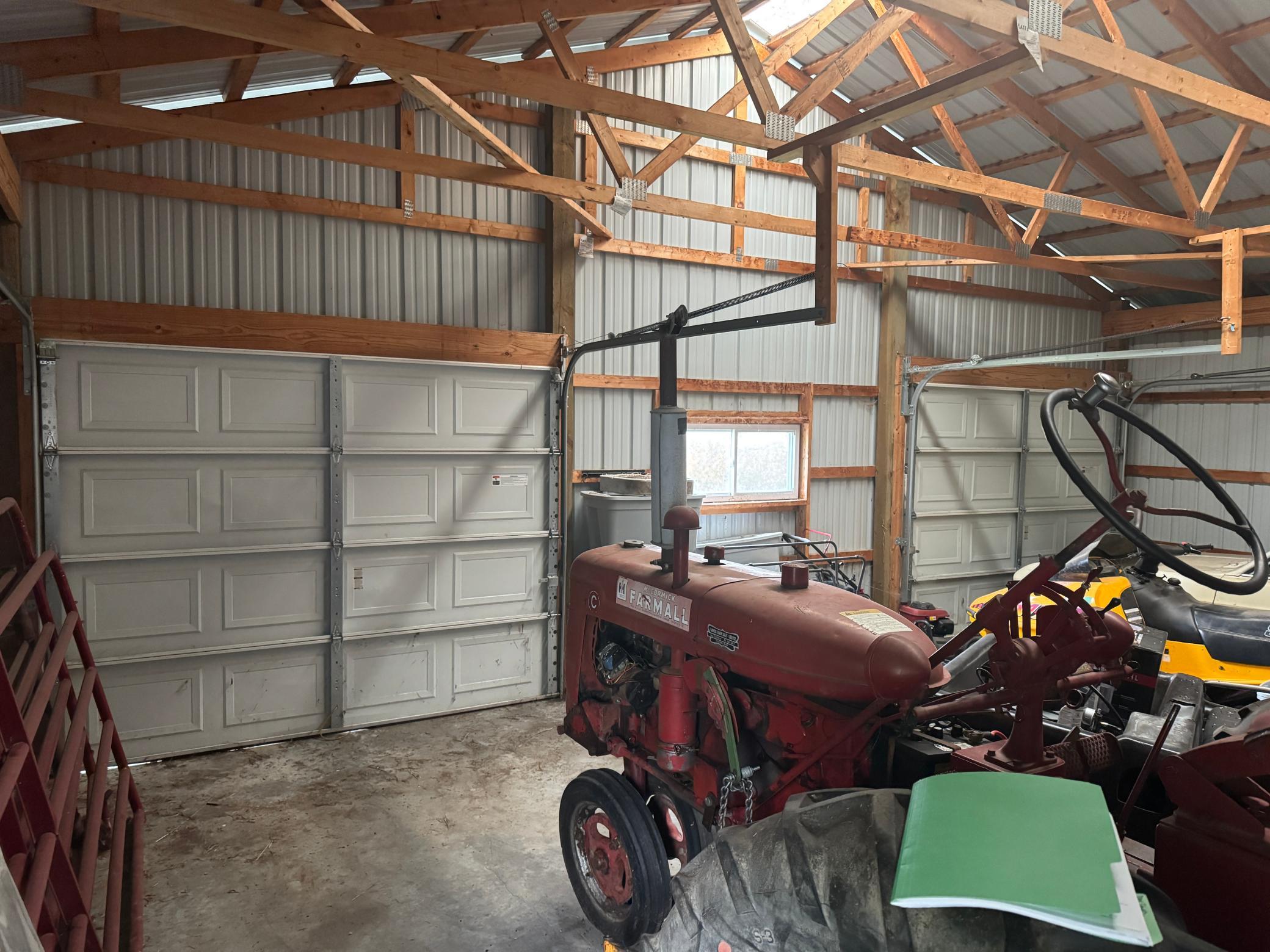 main property photo 33