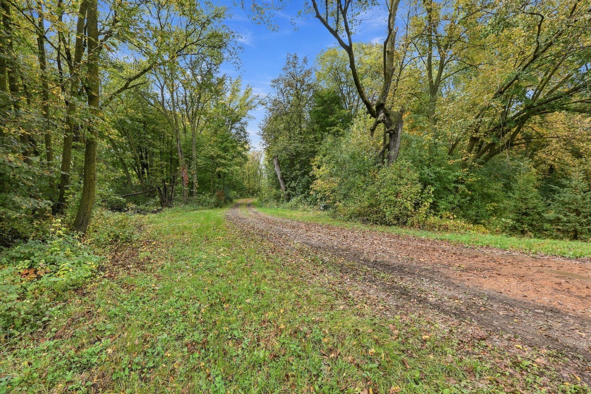 main property photo 17