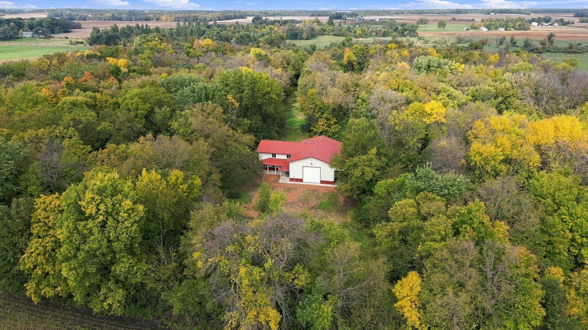 main property photo 20