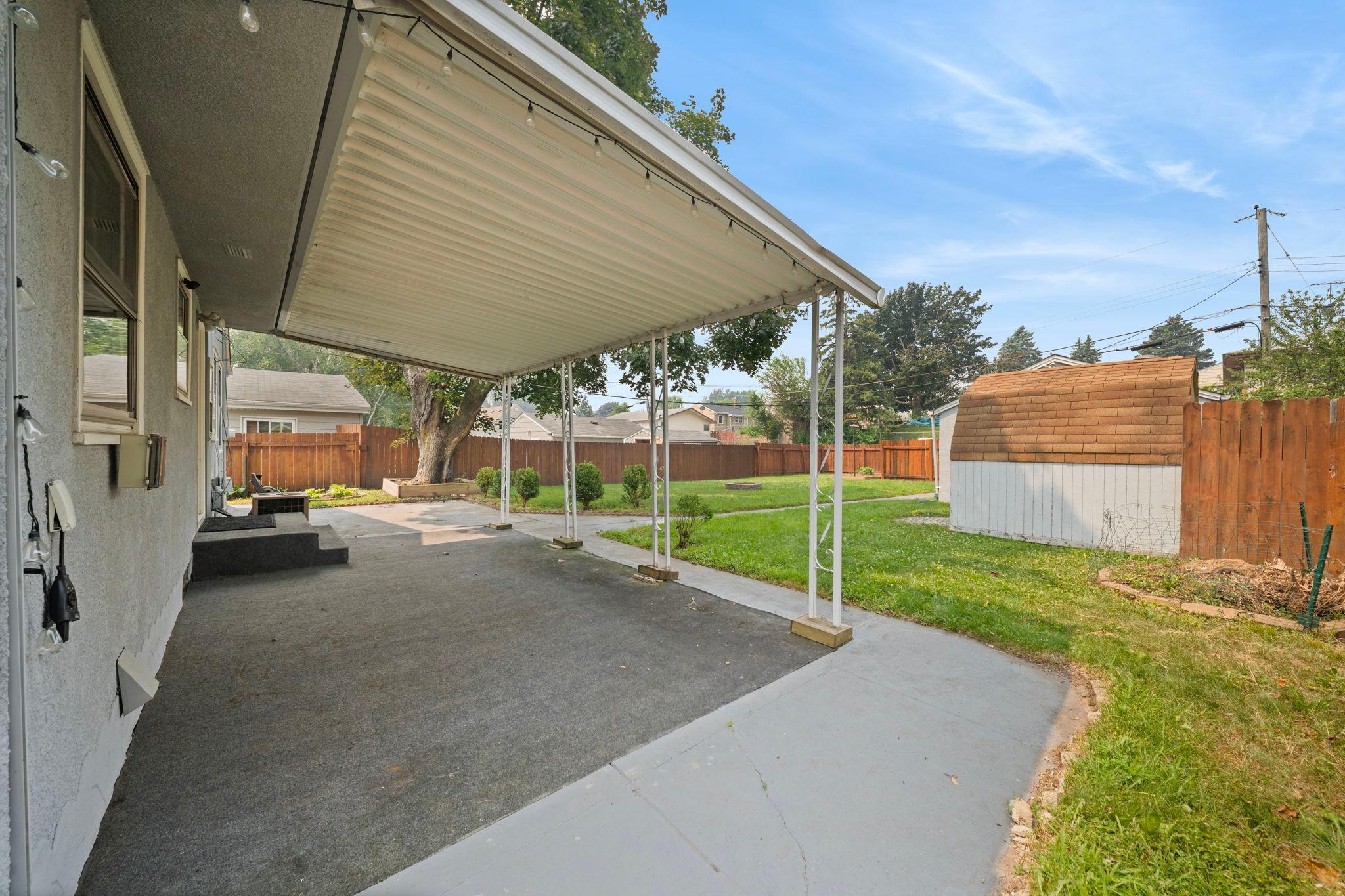 main property photo 36
