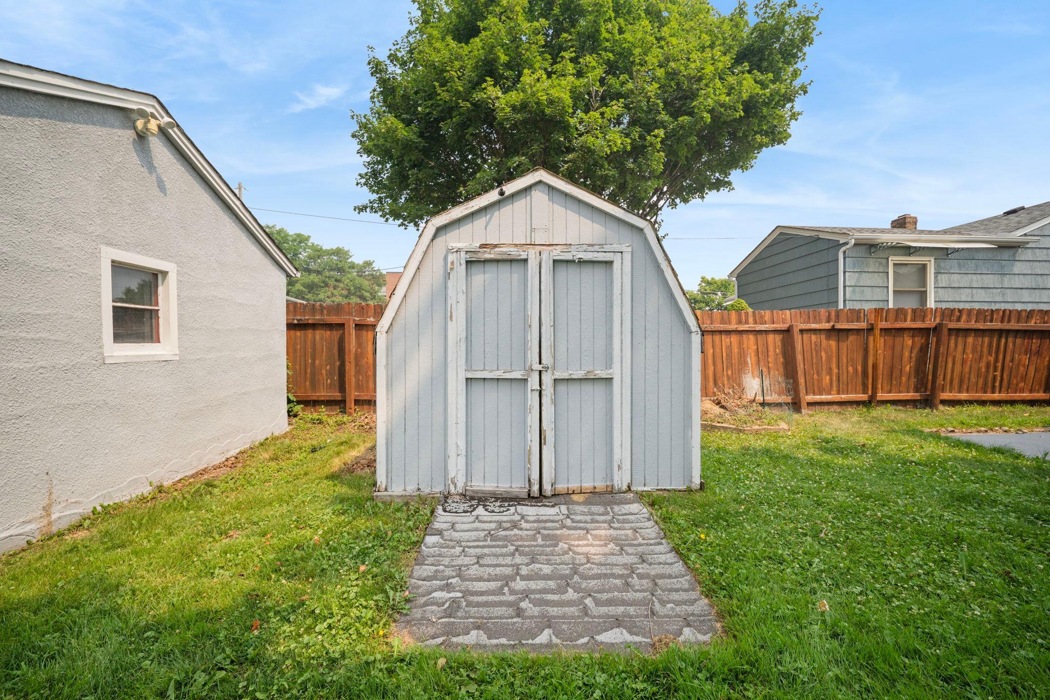main property photo 43
