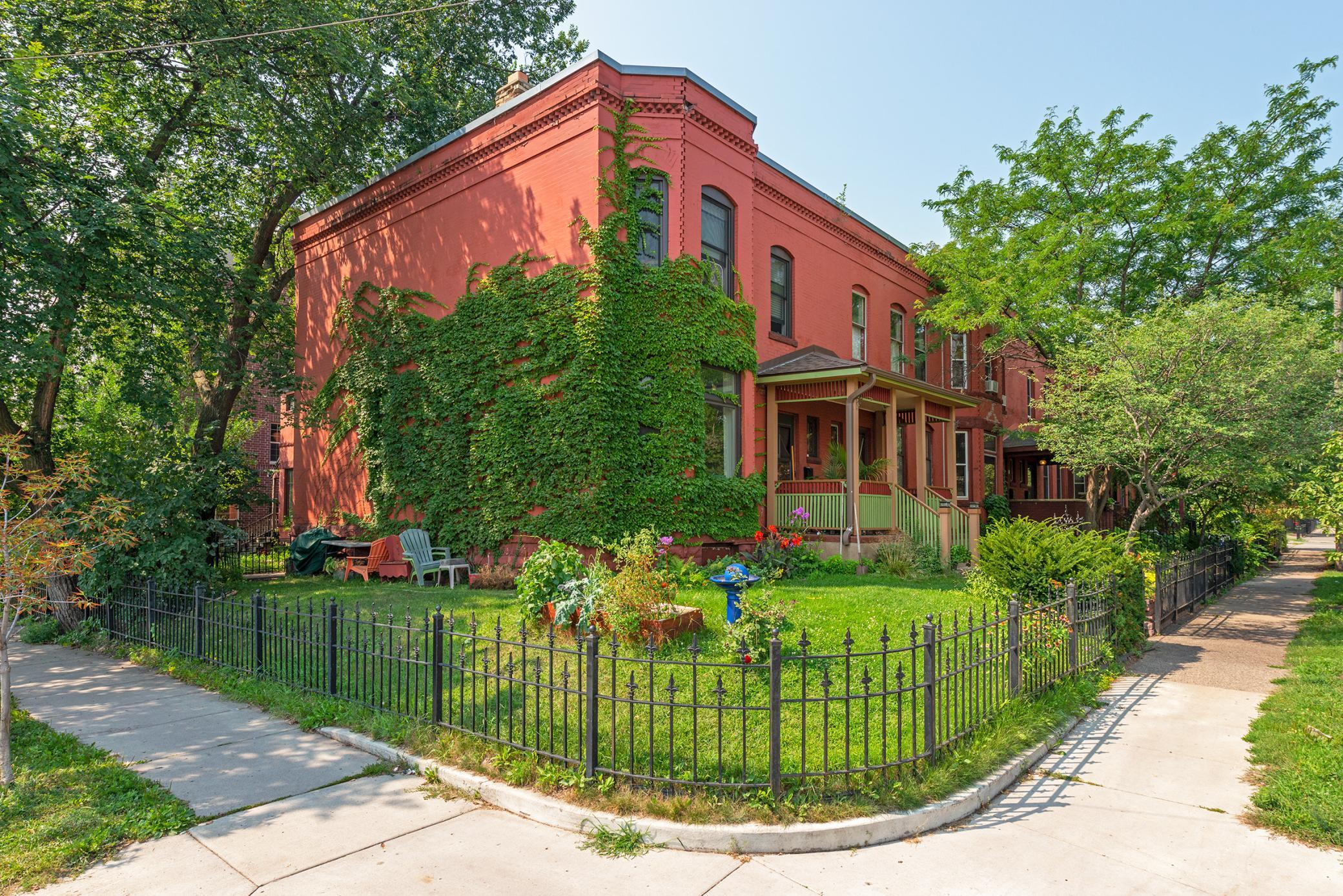 main property photo 21