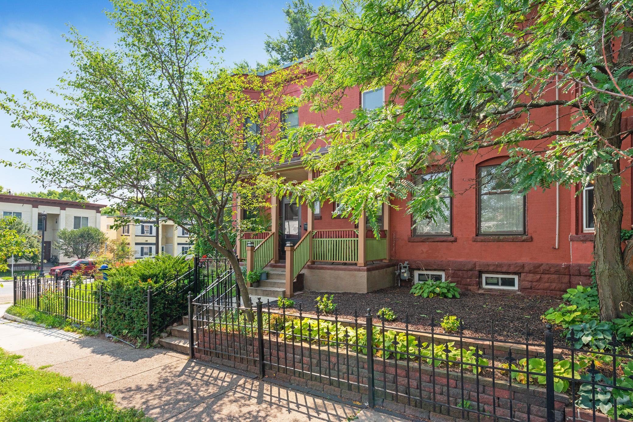 main property photo 22