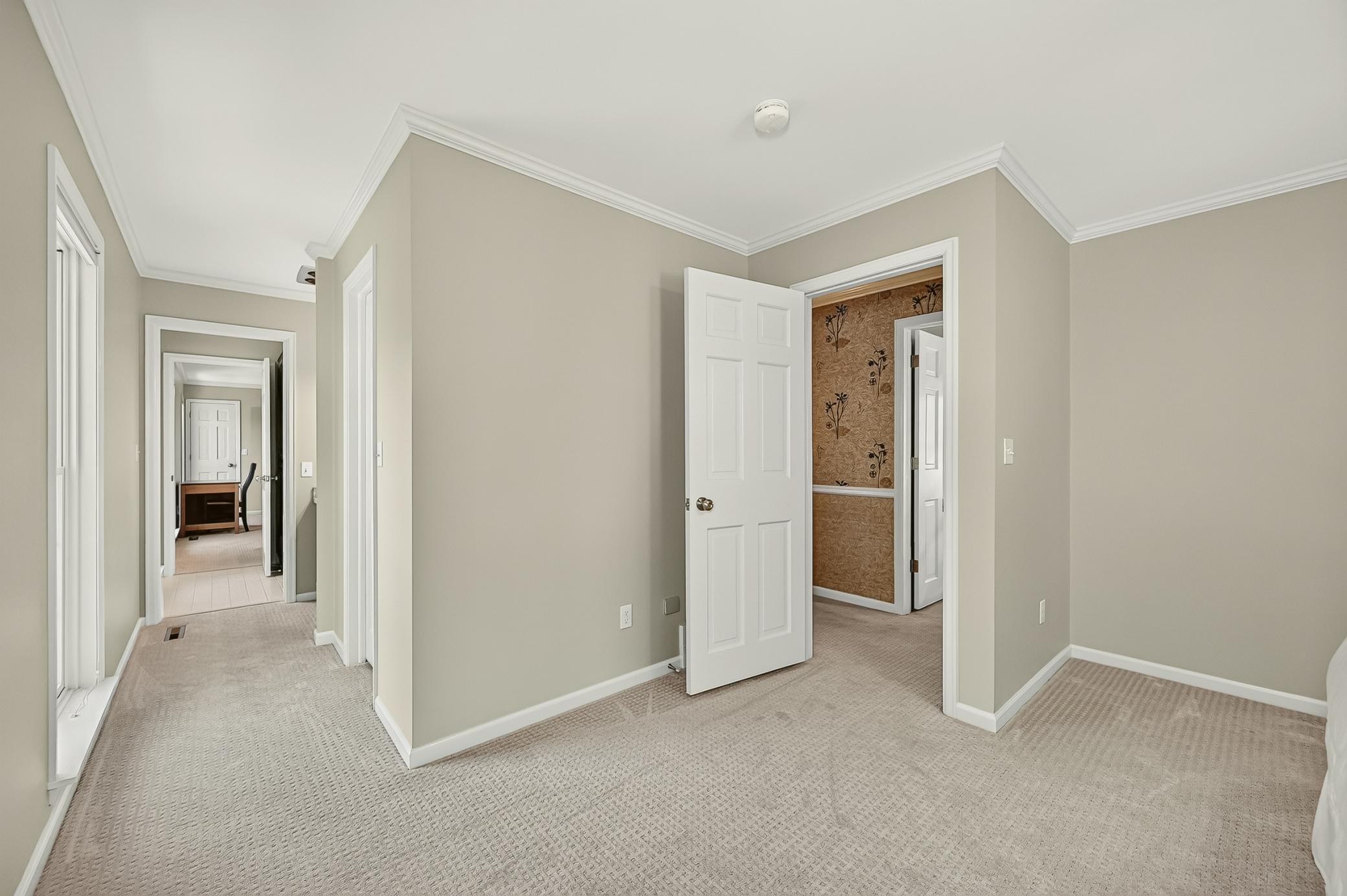 main property photo 45