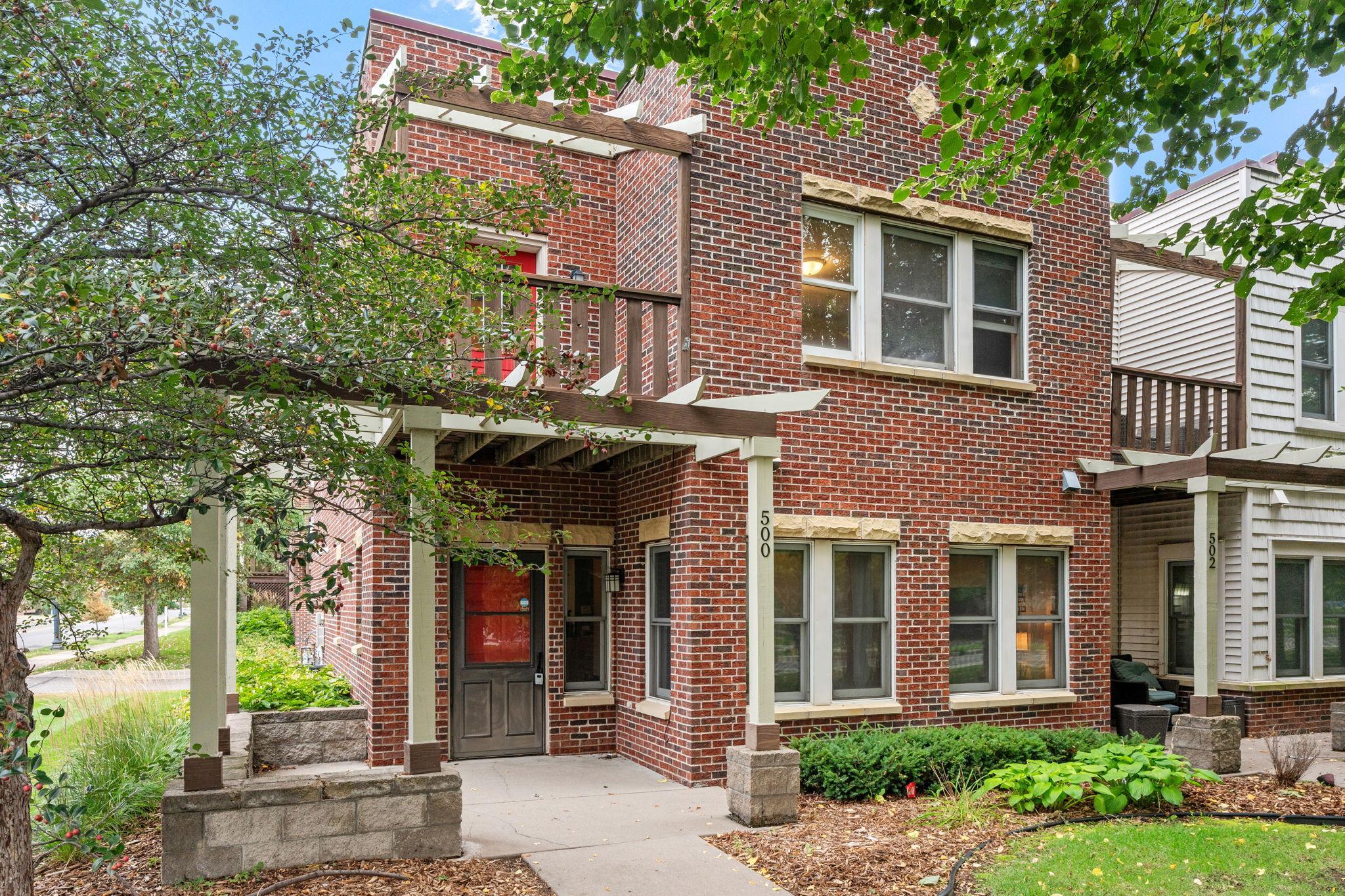 main property photo 1