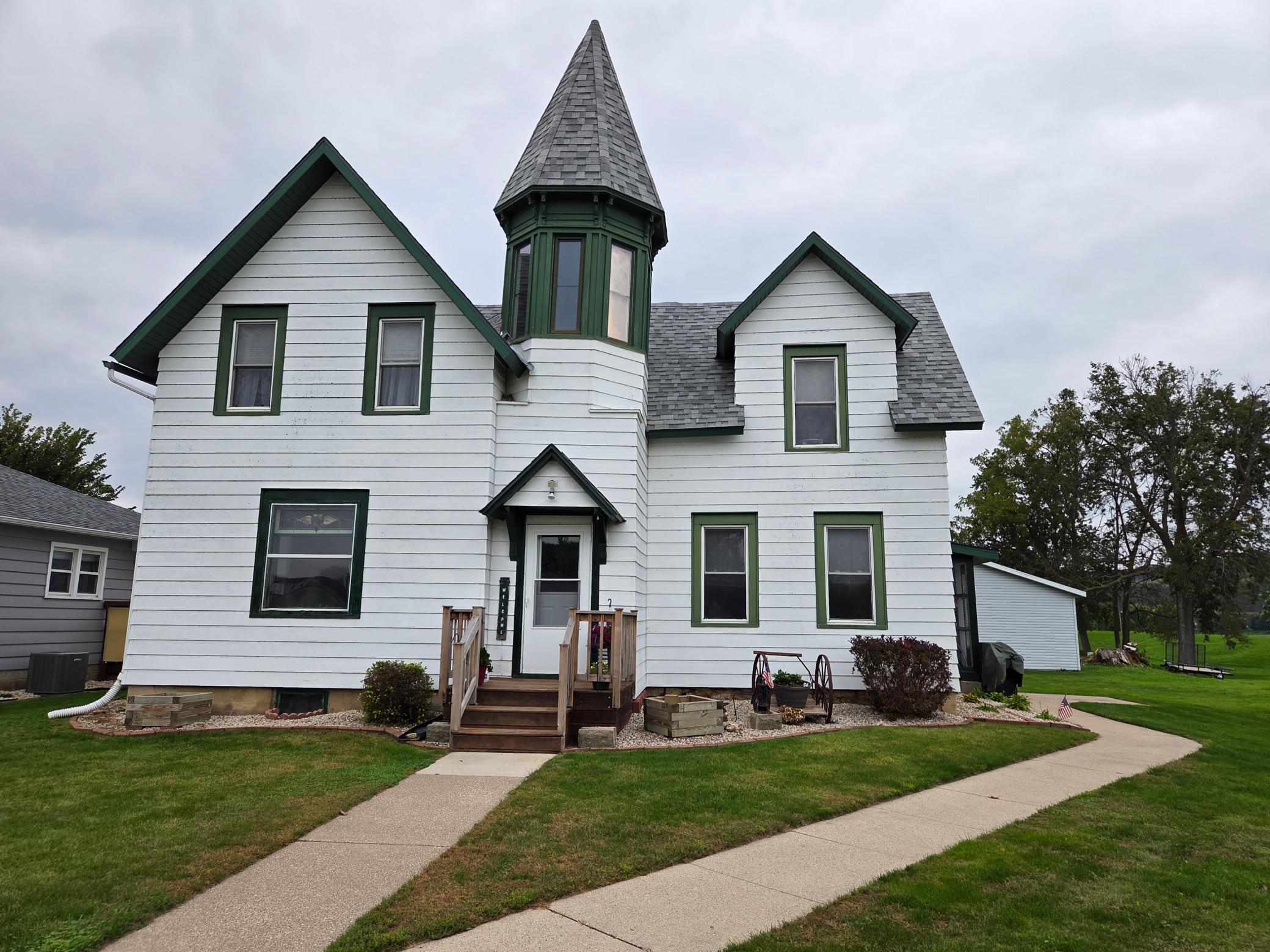 main property photo 2