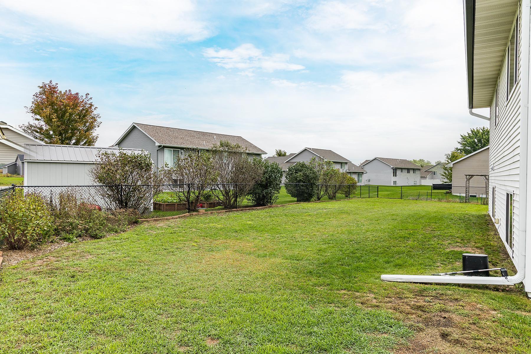 main property photo 43