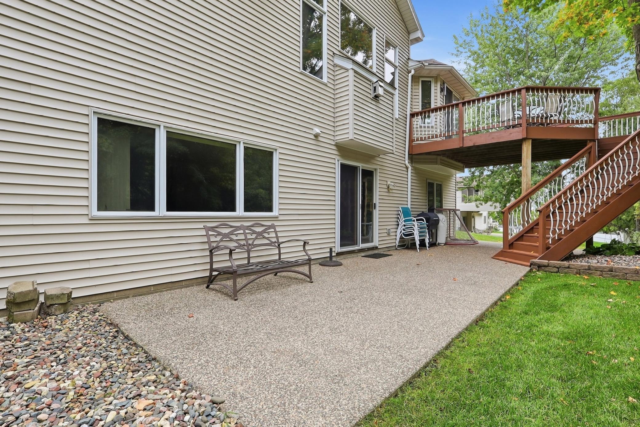 main property photo 40