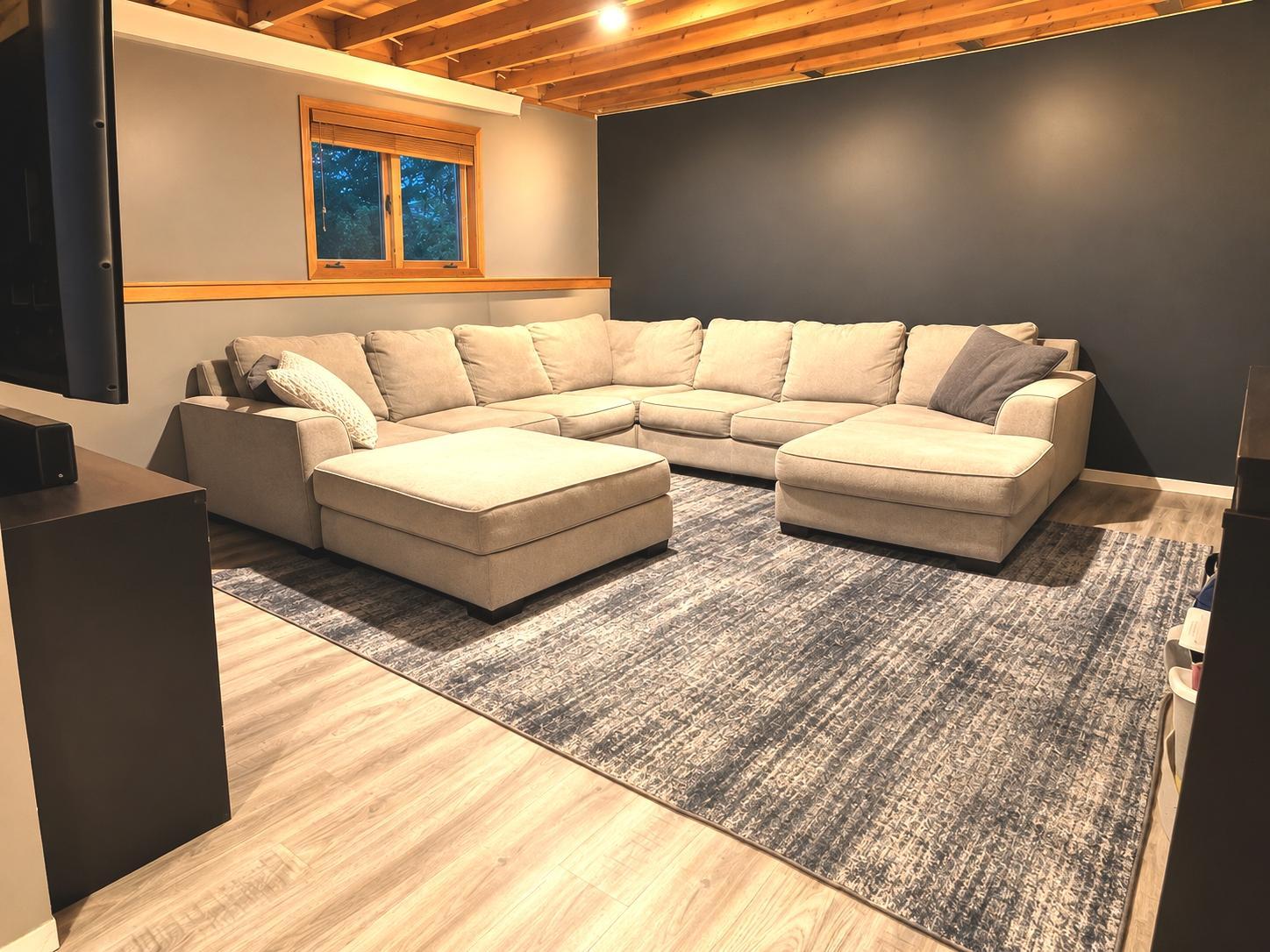 main property photo 9