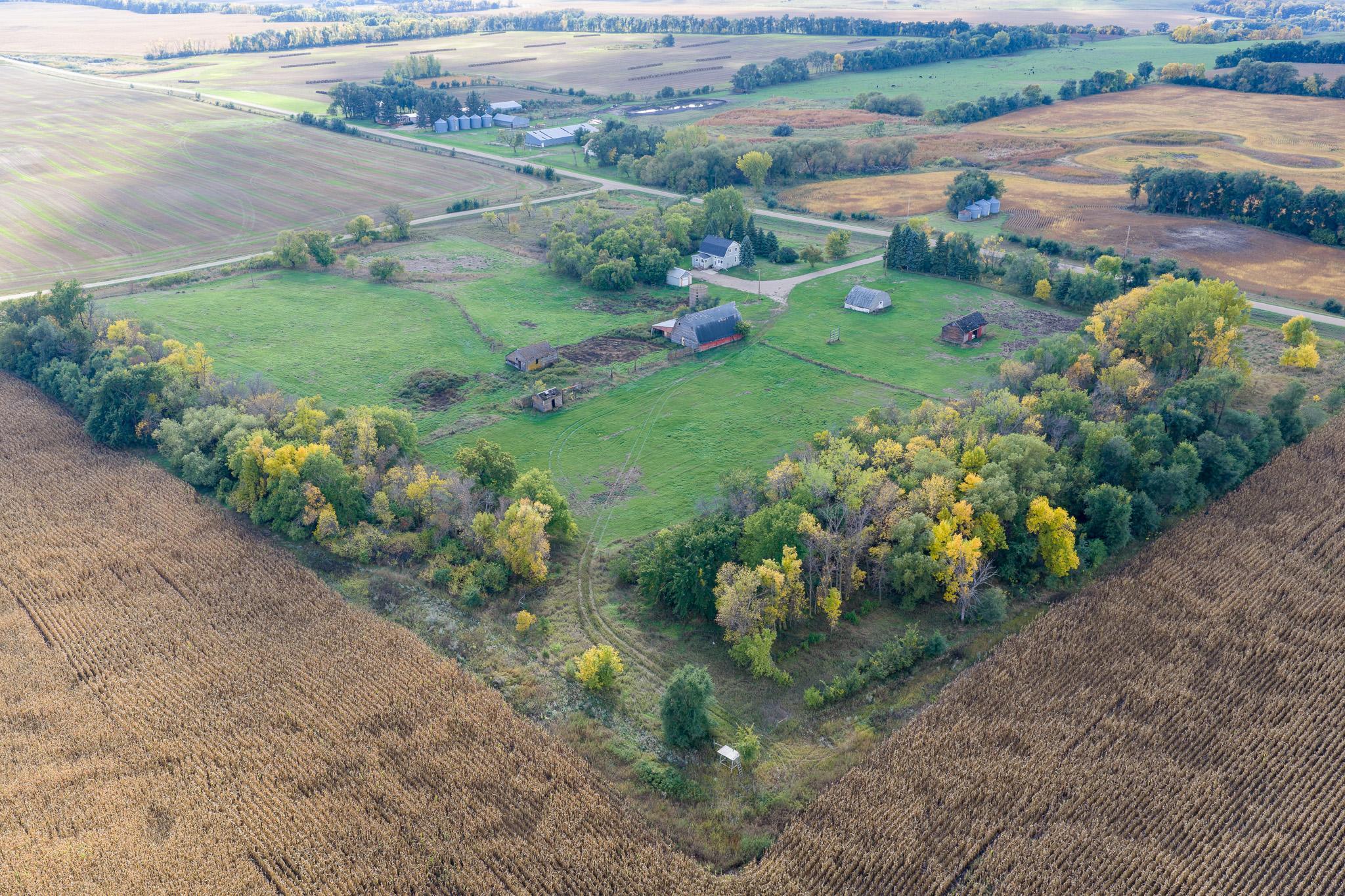 main property photo 34