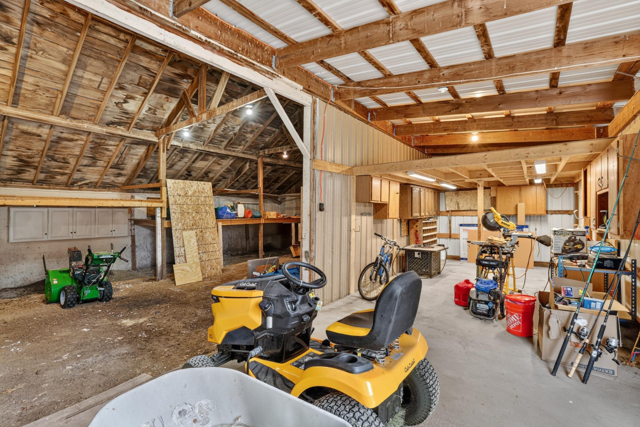 main property photo 50