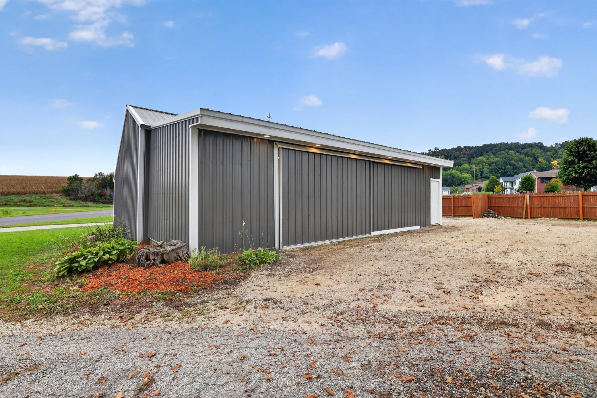 main property photo 51