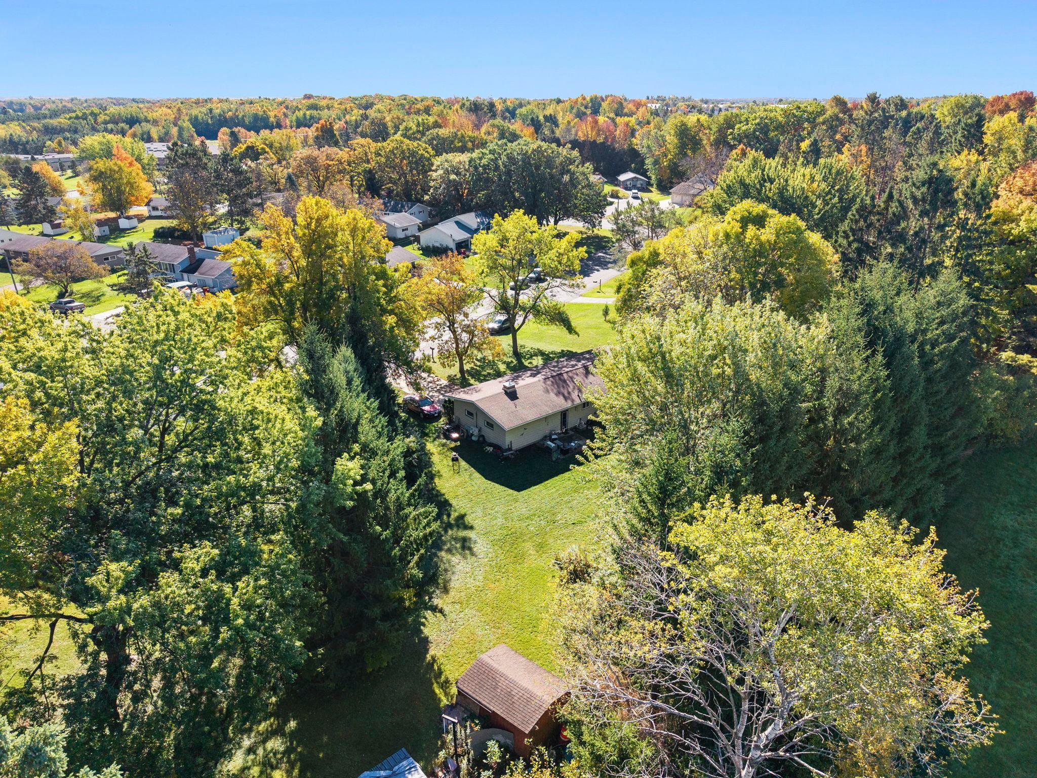 main property photo 10