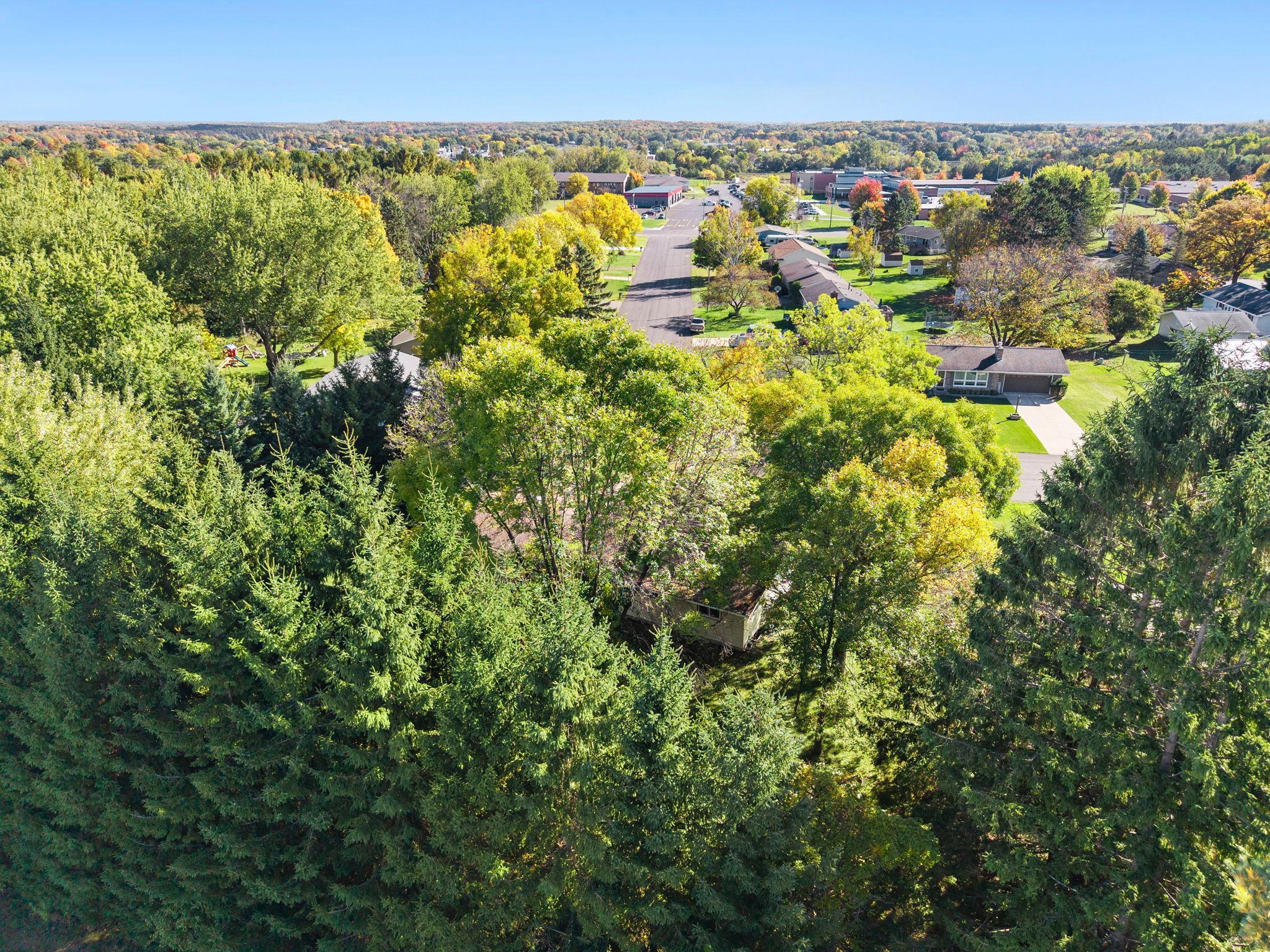 main property photo 9