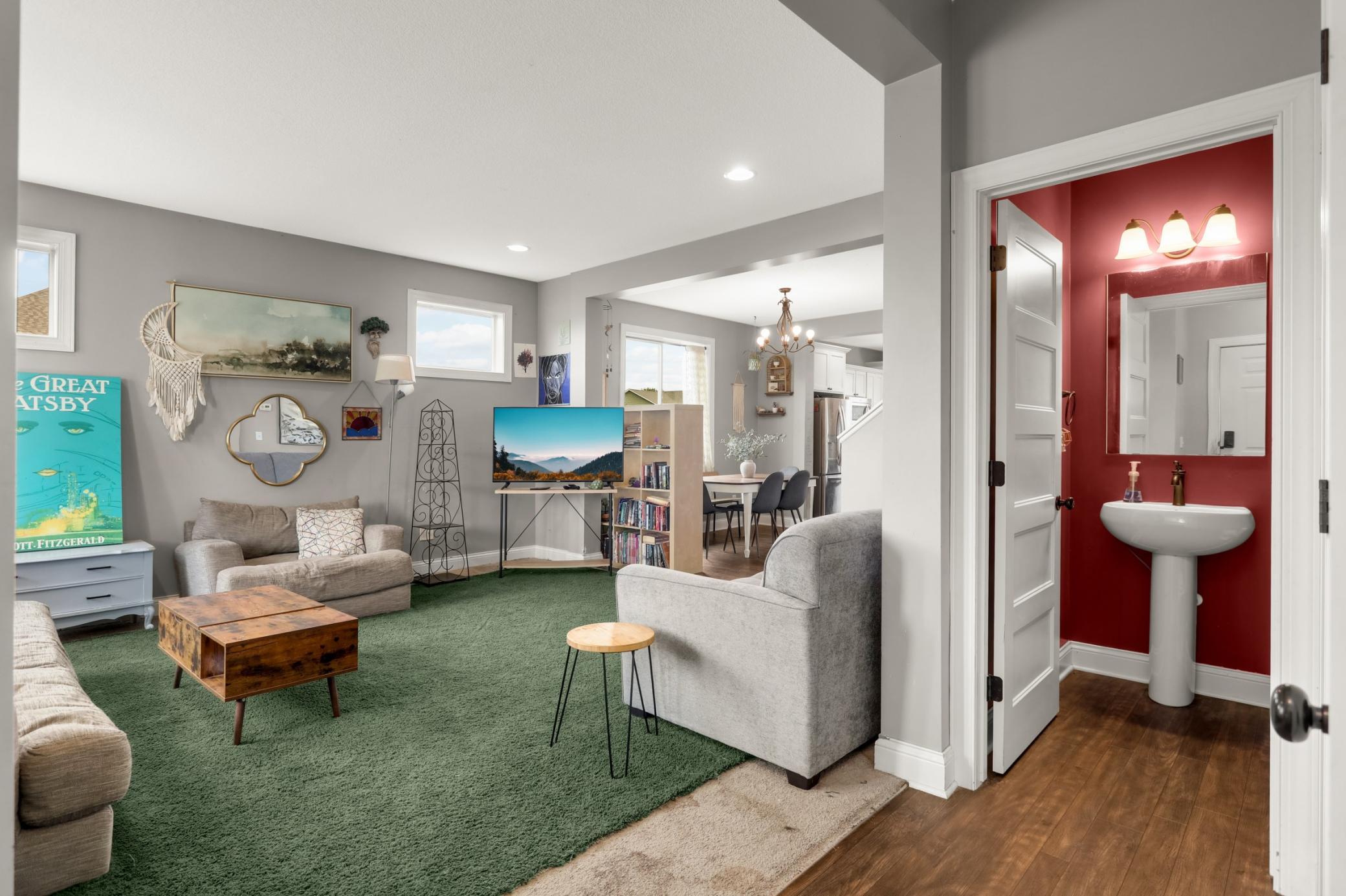main property photo 5