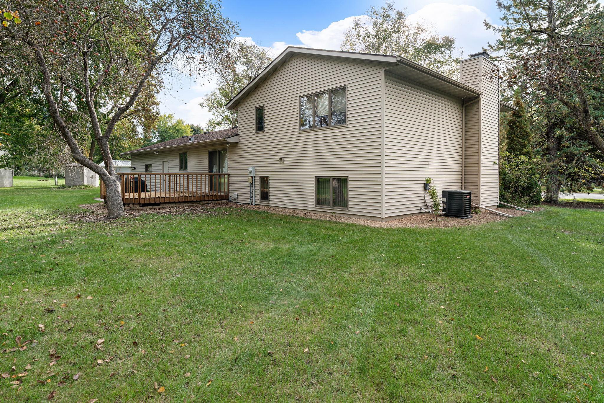 main property photo 5