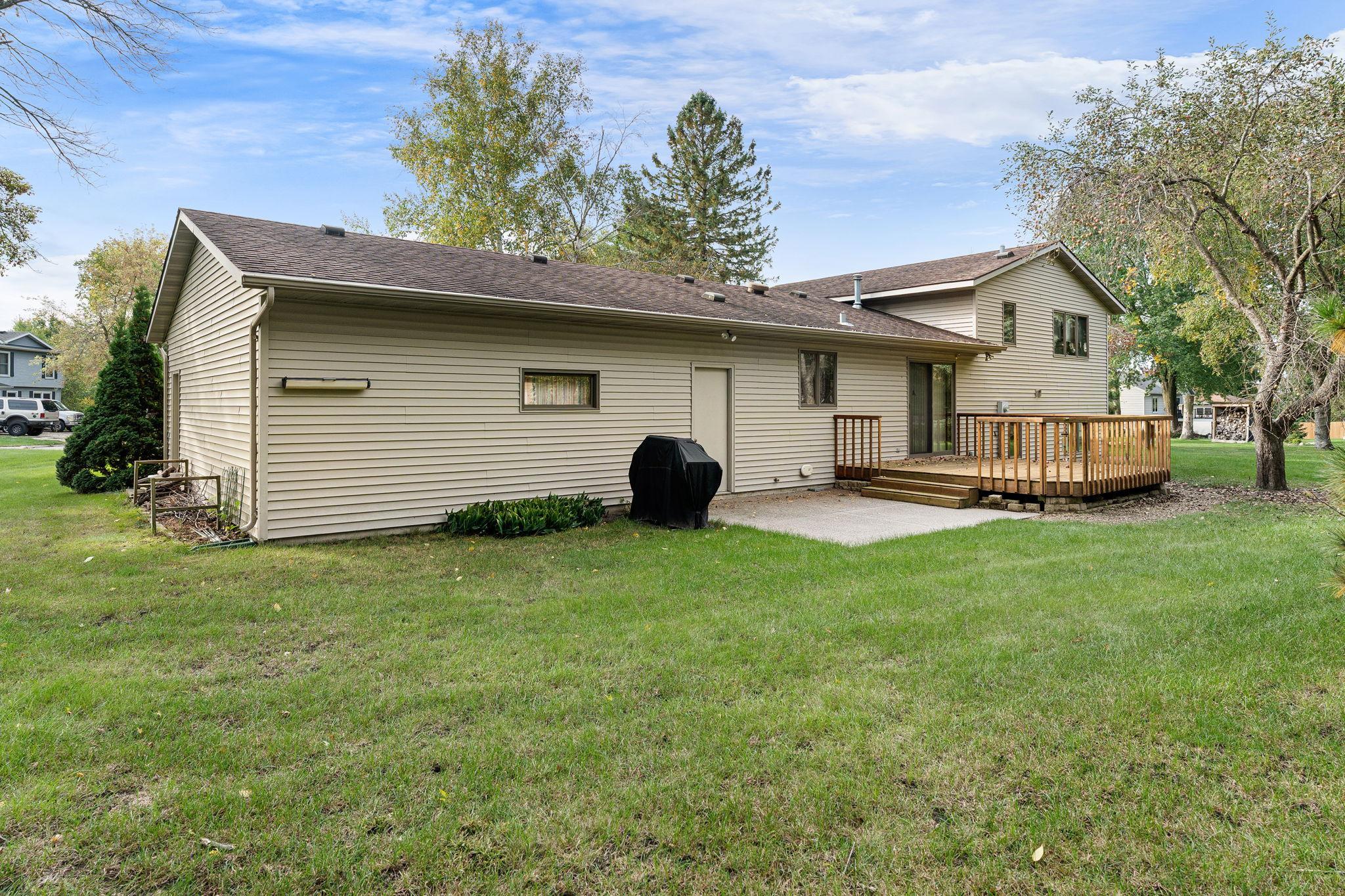 main property photo 7
