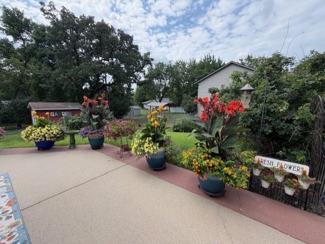 main property photo 30