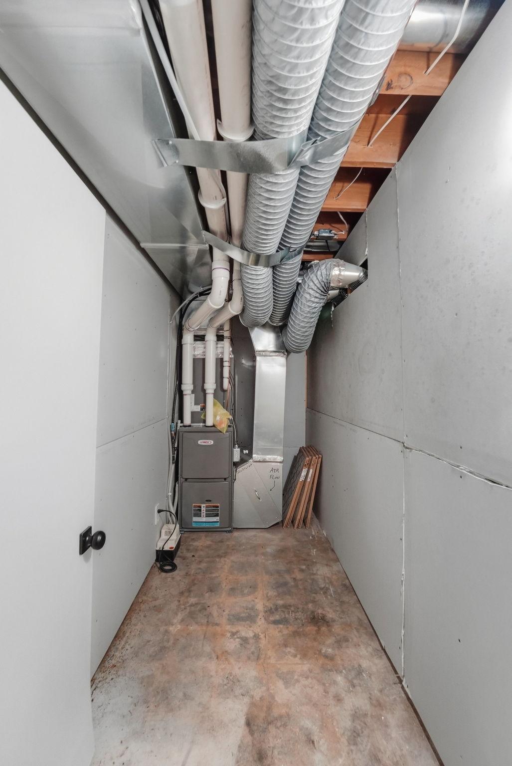 main property photo 74