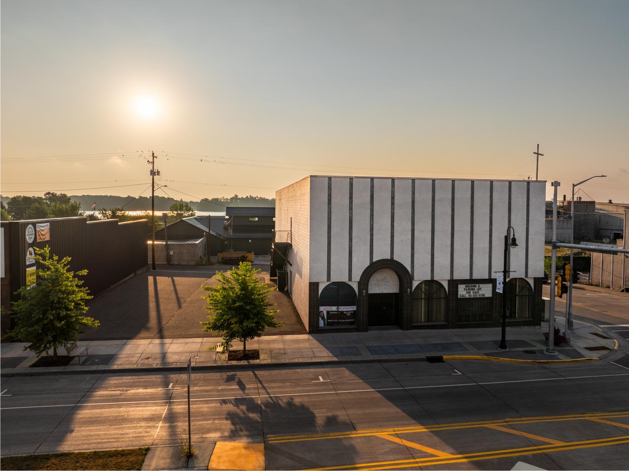 main property photo 4