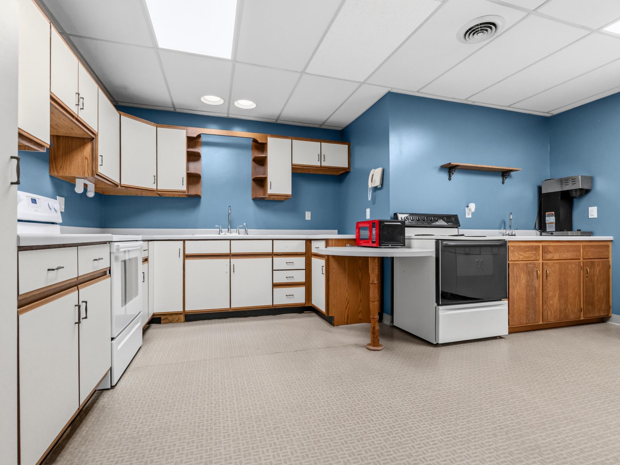 main property photo 40
