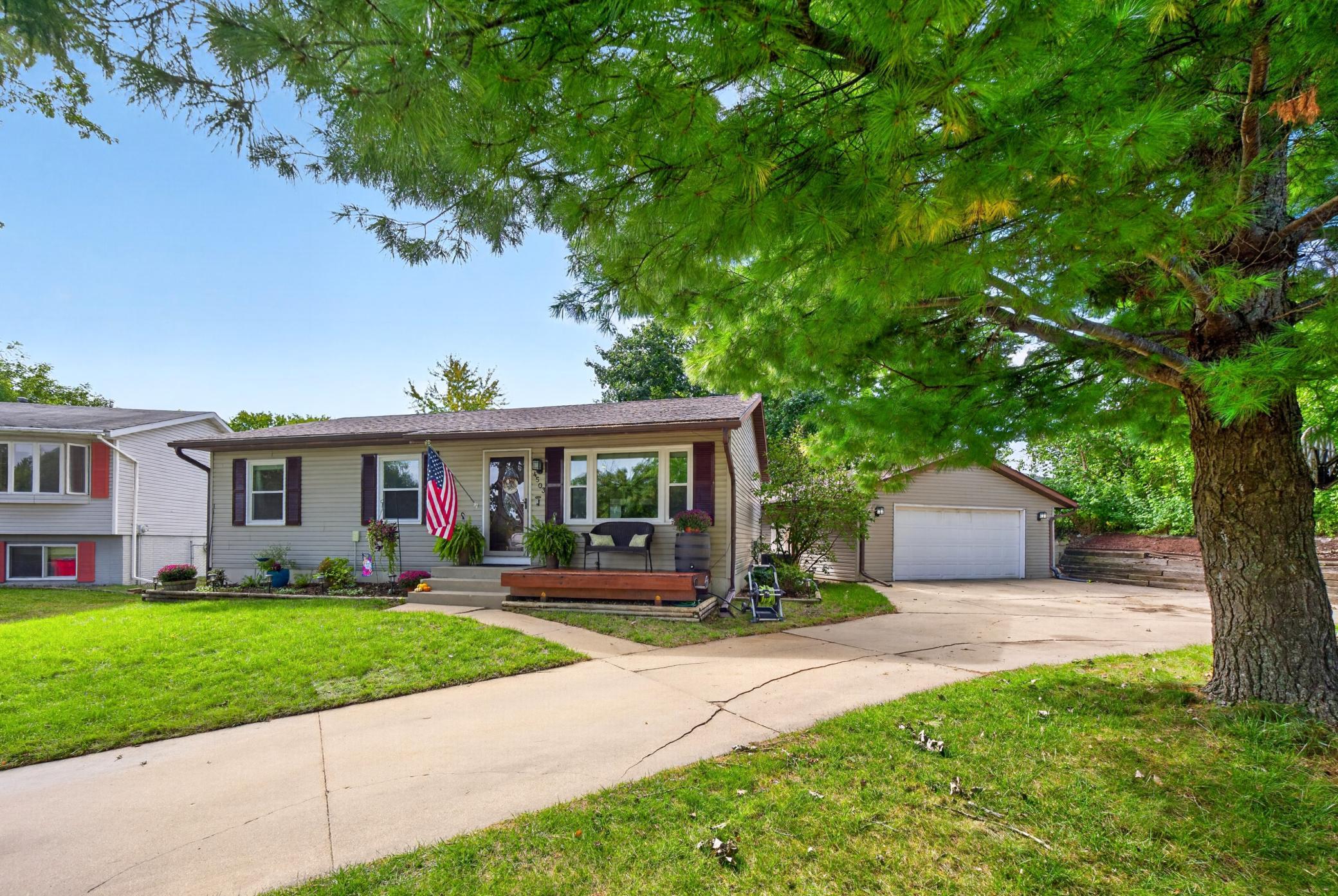 main property photo 24