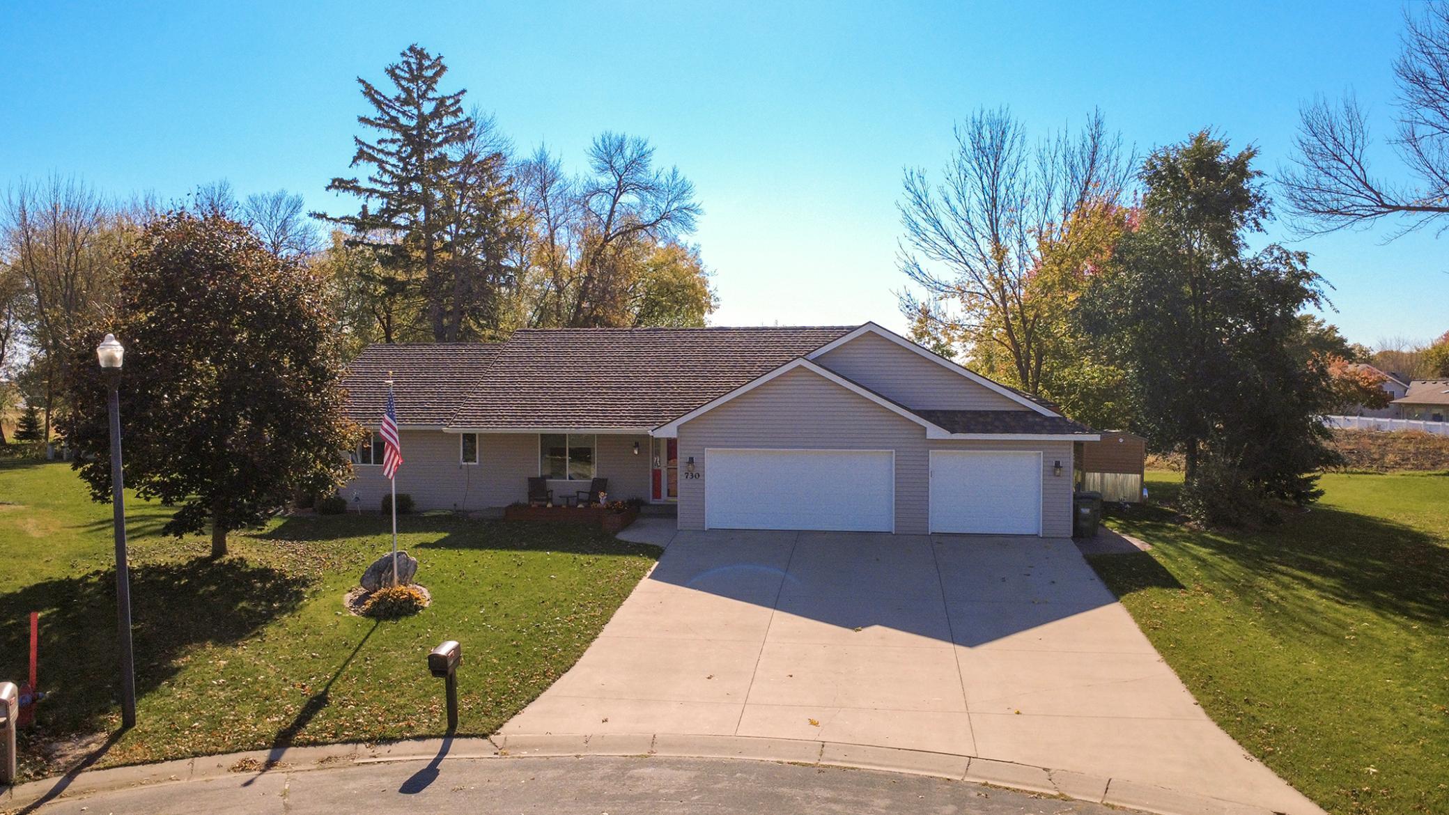 main property photo 23
