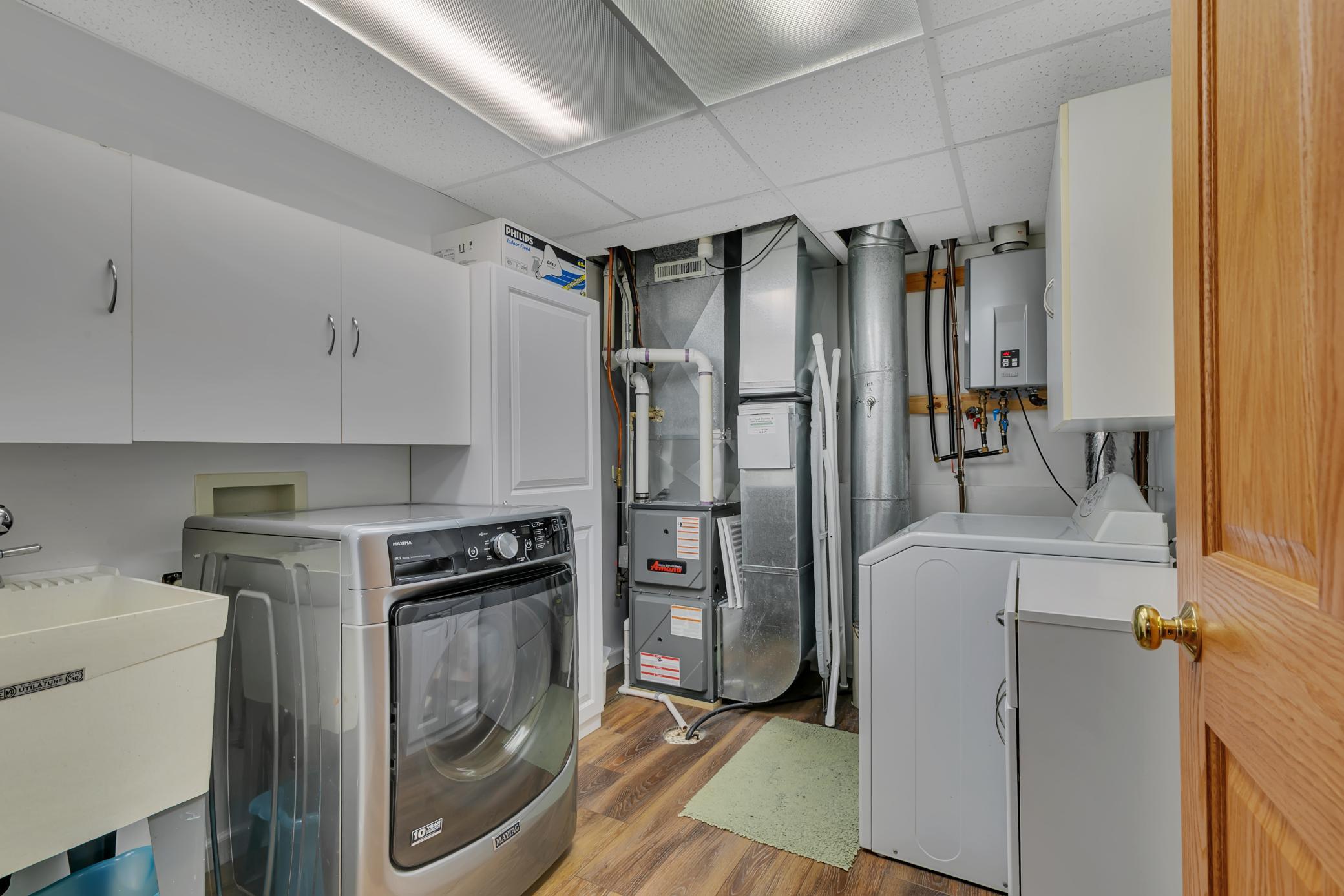 main property photo 23