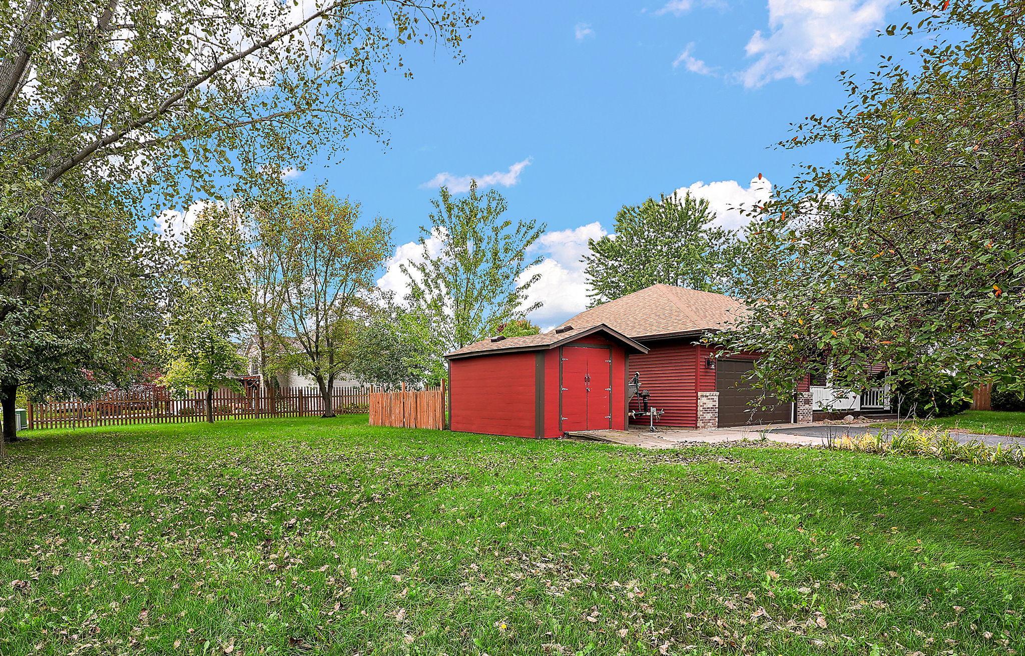main property photo 32