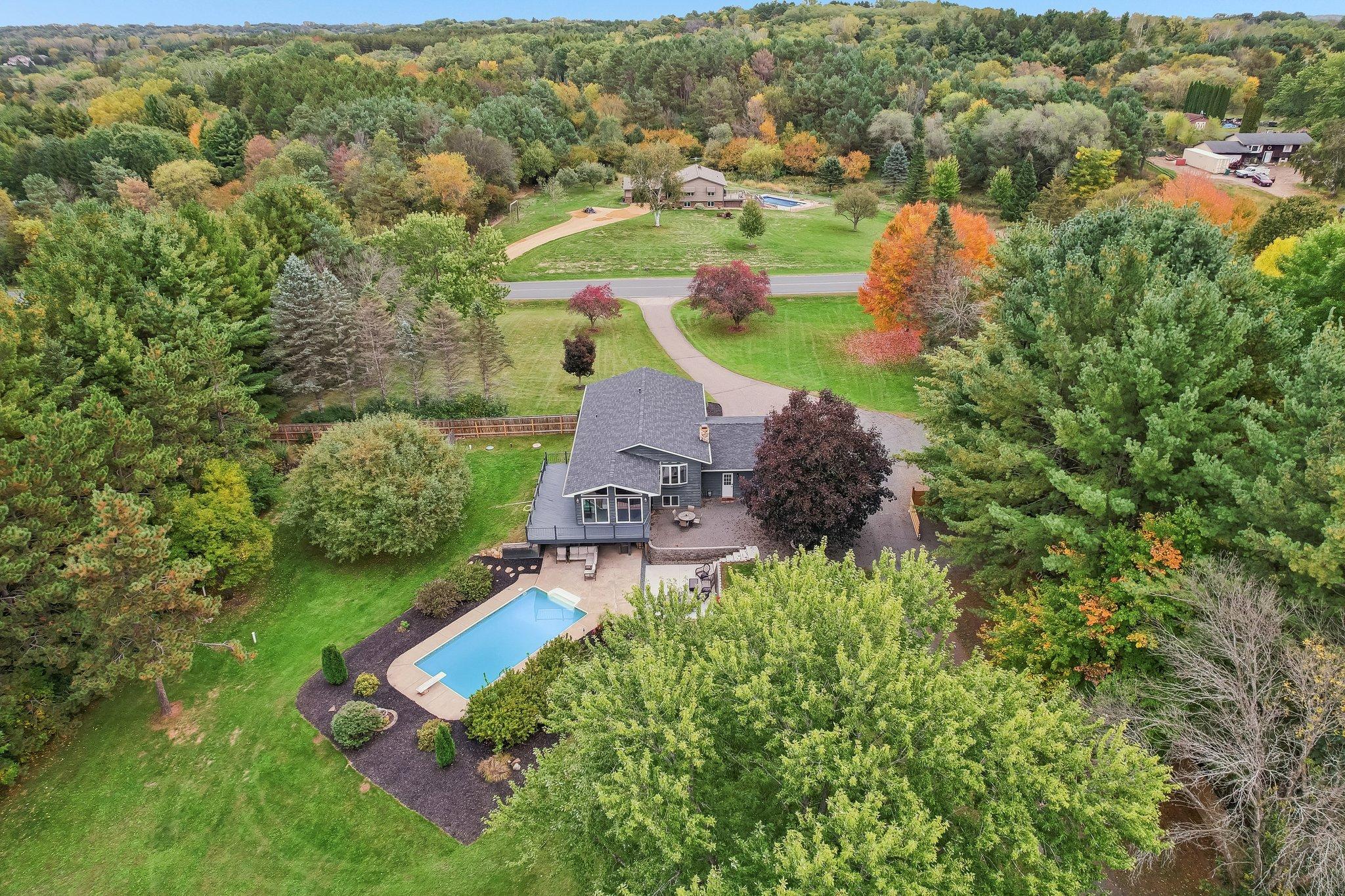 main property photo 50