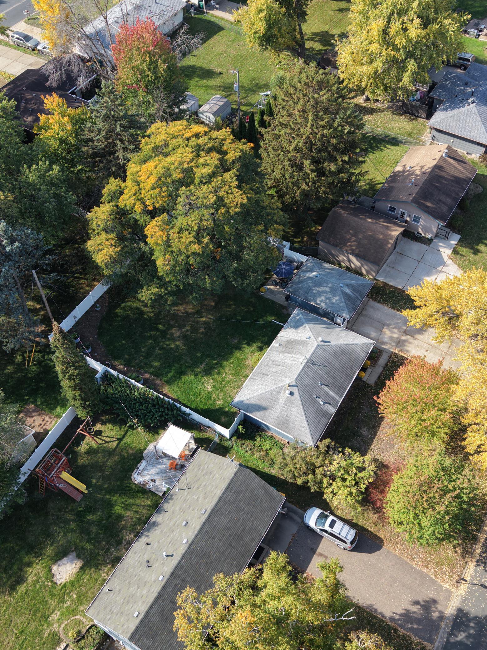 main property photo 74